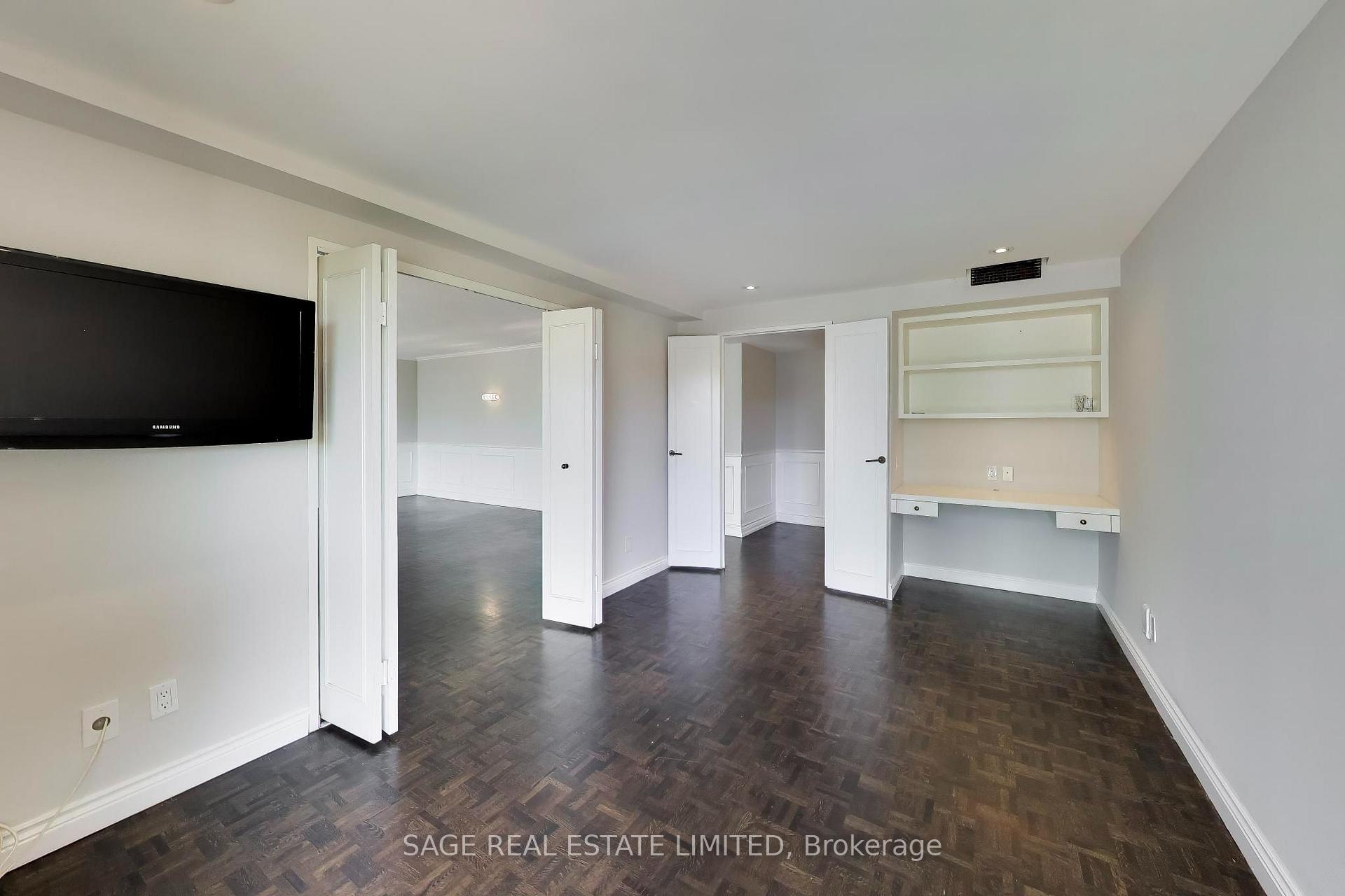Photo 18 of Unit 403, 63 St Clair Avenue W, Toronto, Yonge-St. Clair — HOMEH