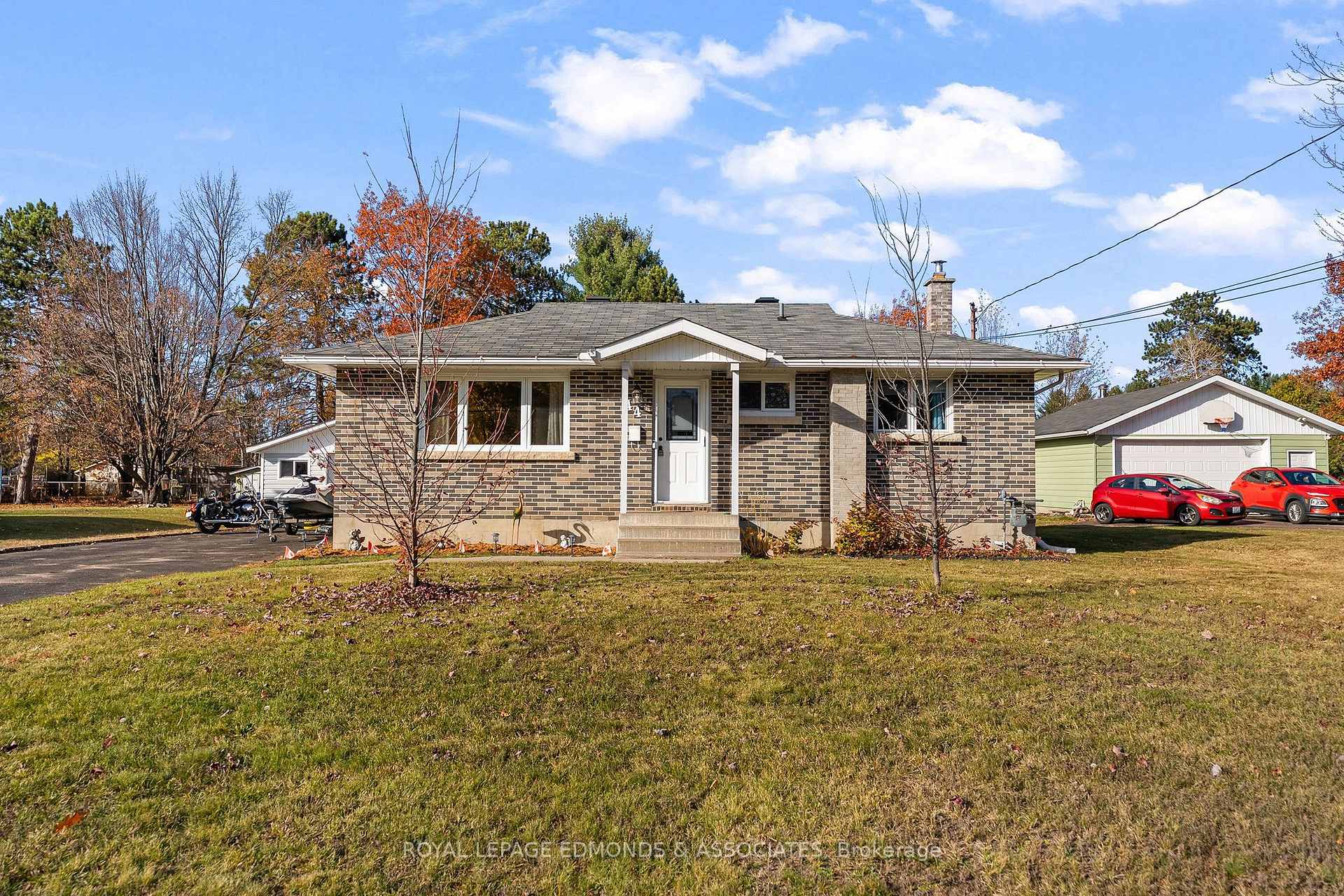 Photo of 44 Sunset Crescent