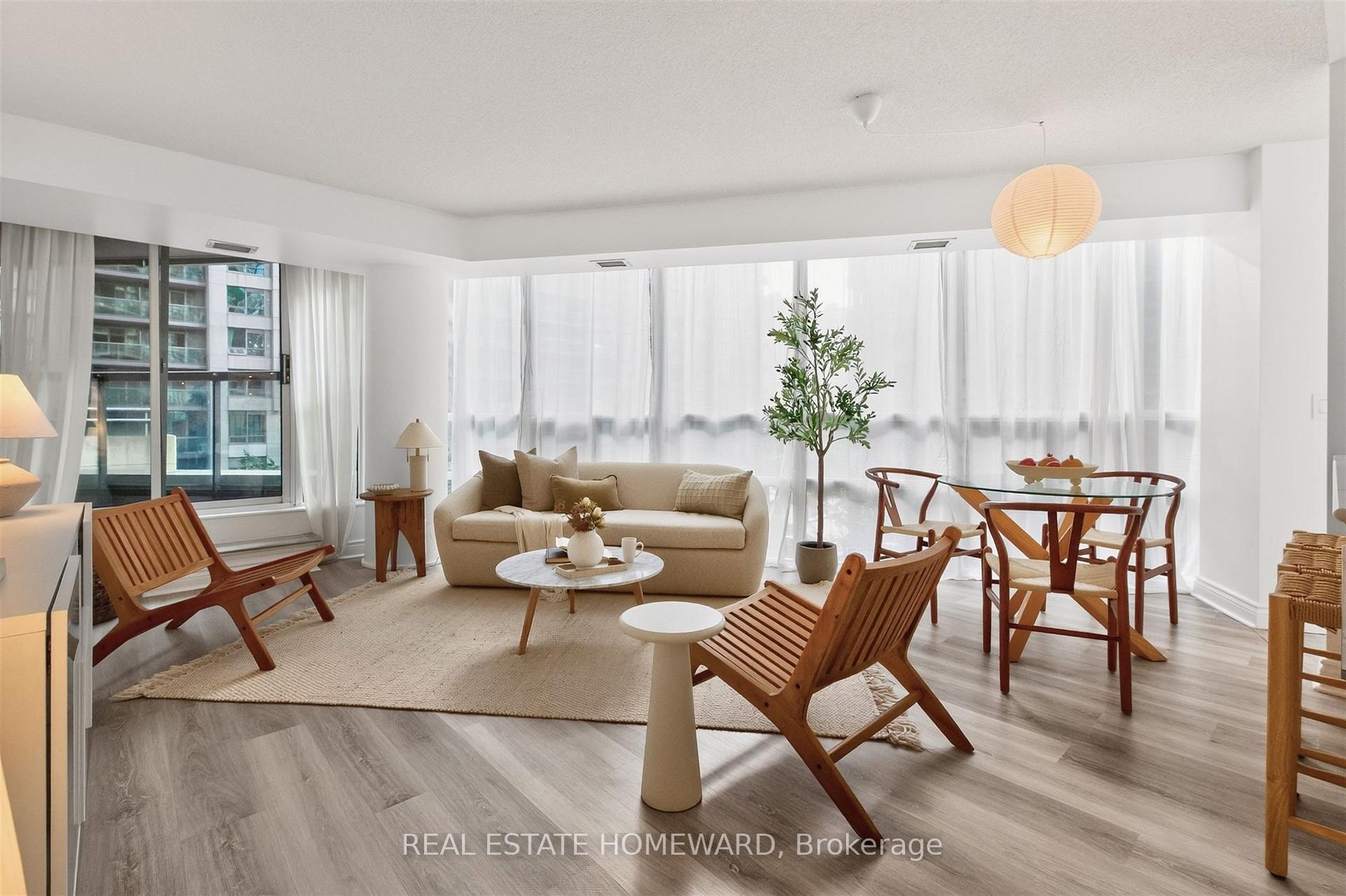 Photo of Unit 311, 30 Grand Trunk Crescent
