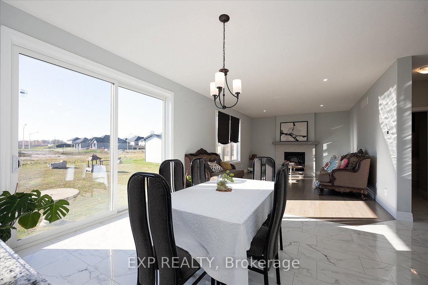 Photo 16 of 21 Sycamore Drive N, Tillsonburg — HOMEH