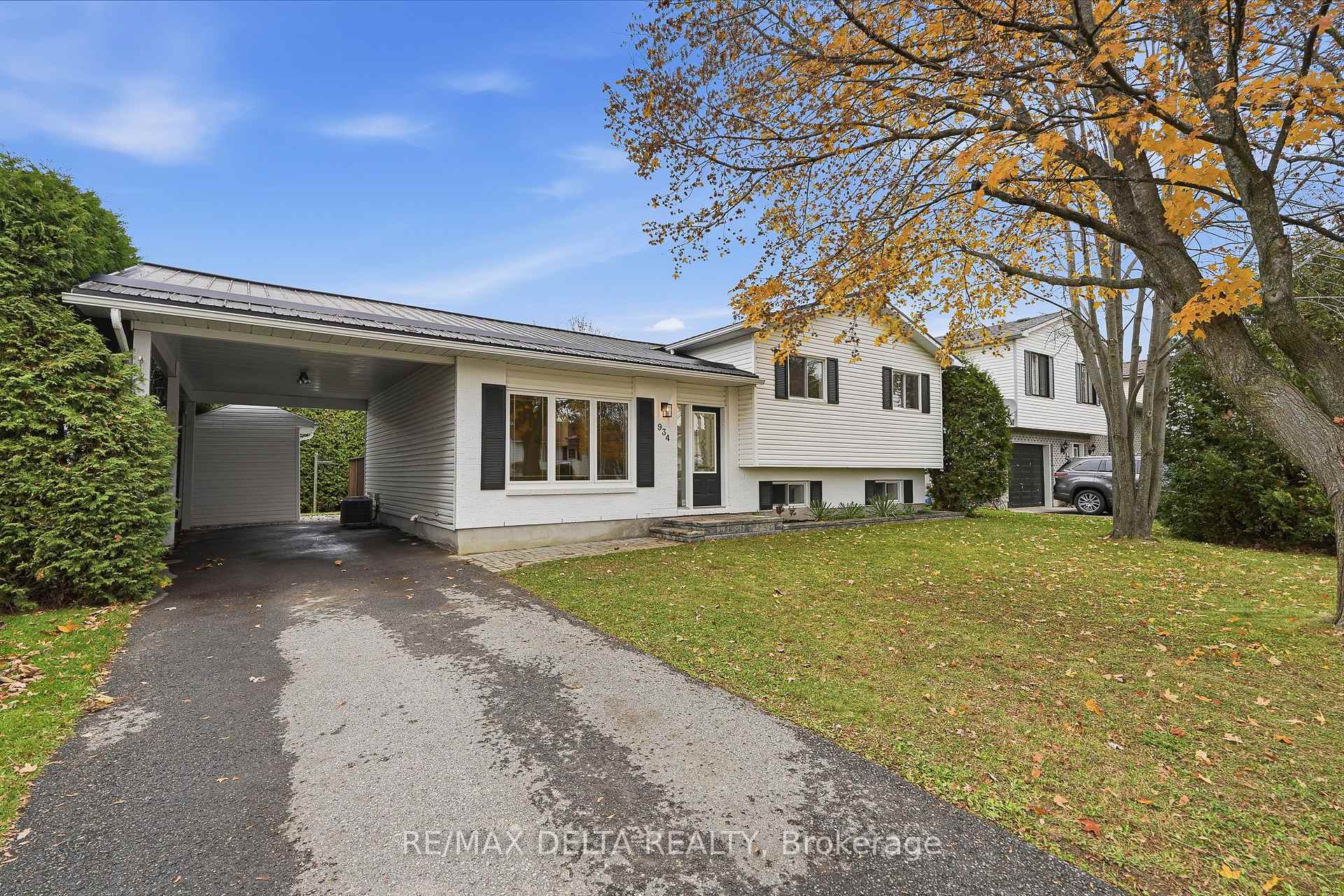 Photo of 934 Cote Street