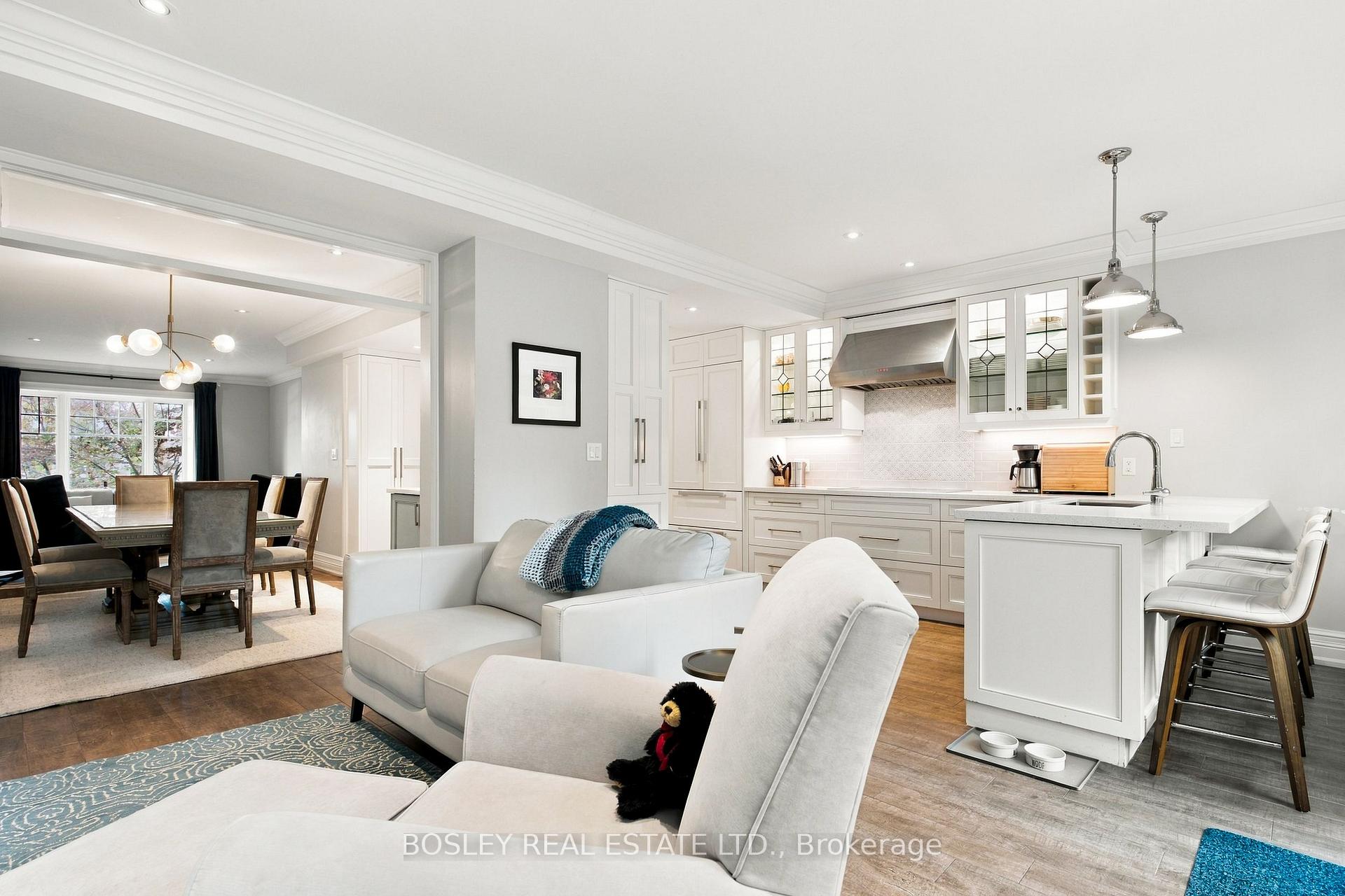 Photo 17 of 45 Chudleigh Avenue, Toronto, Lawrence Park South — HOMEH