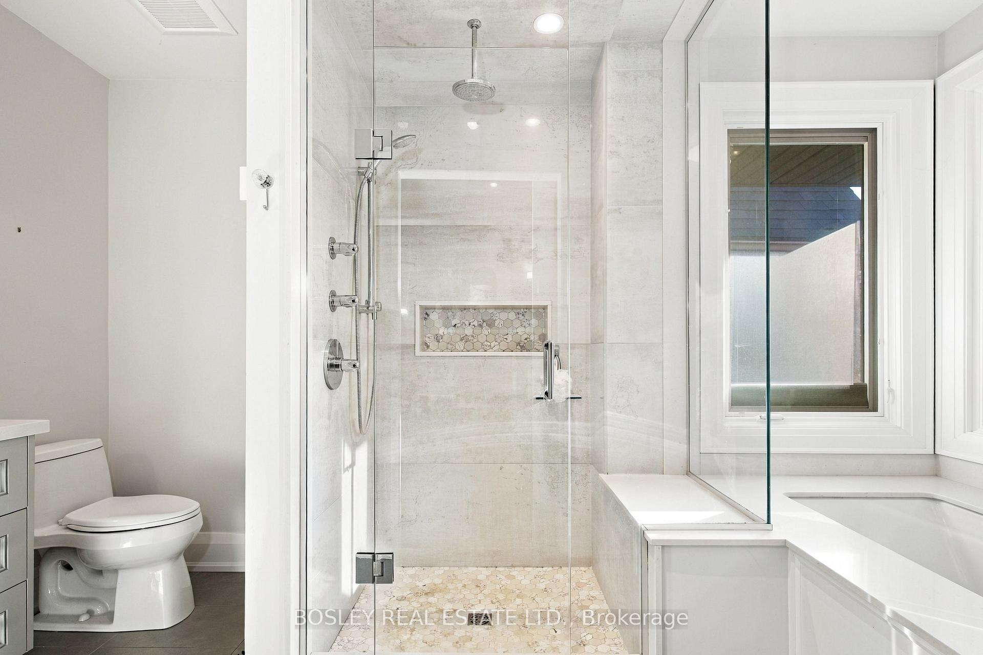 Photo 31 of 45 Chudleigh Avenue, Toronto, Lawrence Park South — HOMEH