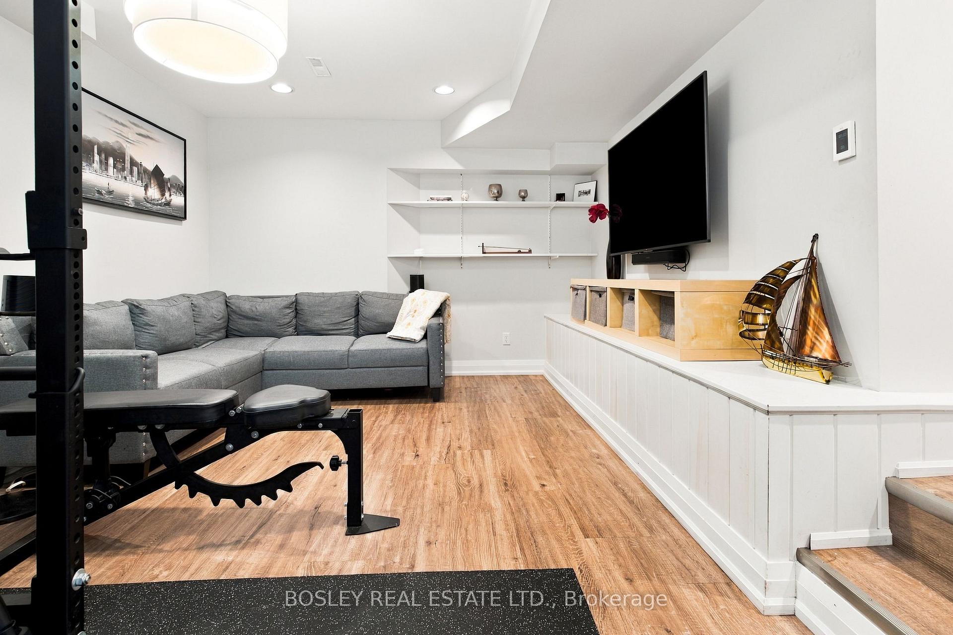 Photo 35 of 45 Chudleigh Avenue, Toronto, Lawrence Park South — HOMEH
