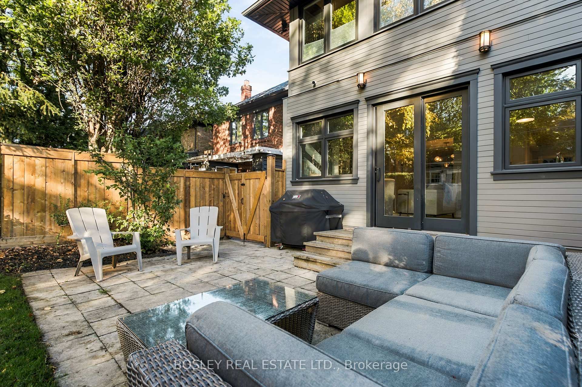 Photo 39 of 45 Chudleigh Avenue, Toronto, Lawrence Park South — HOMEH