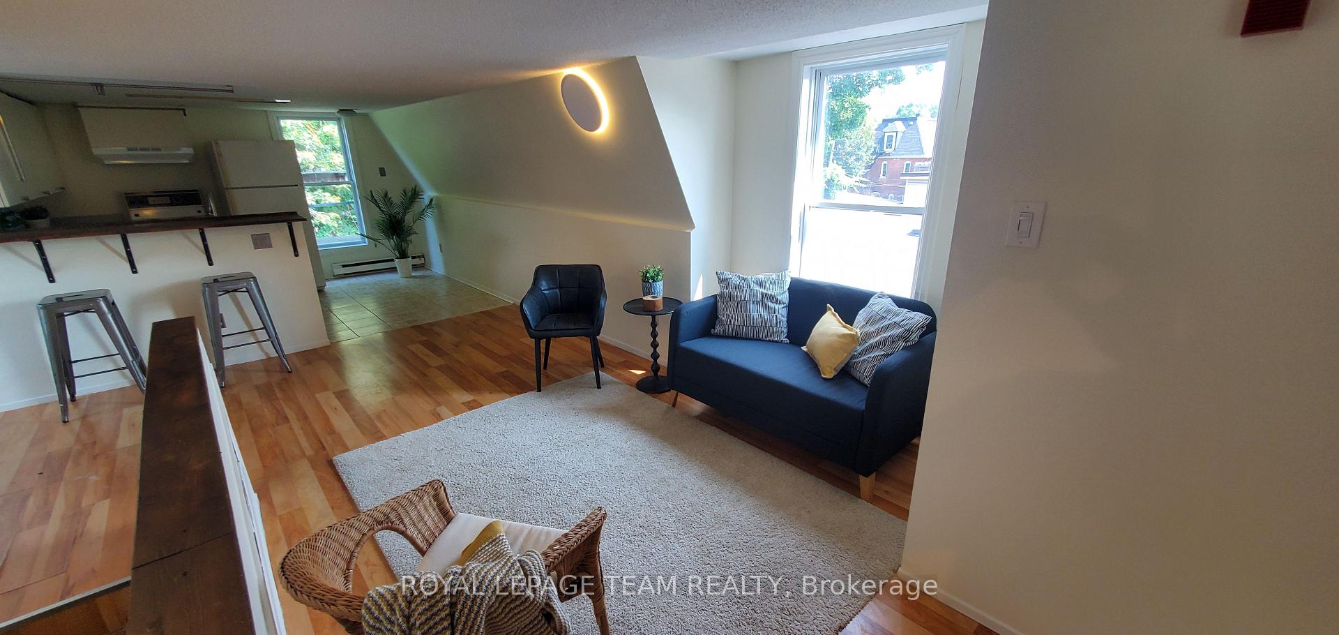 Photo 4 of Unit 4, 613 Gilmour Street, Ottawa, Ottawa Centre — HOMEH
