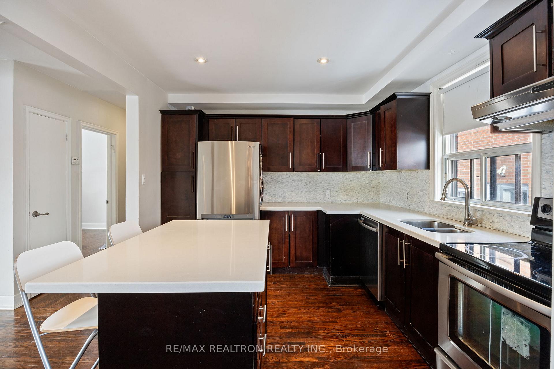 Photo 7 of Unit Main, 200 Acton Avenue, North York, Bathurst Manor — HOMEH