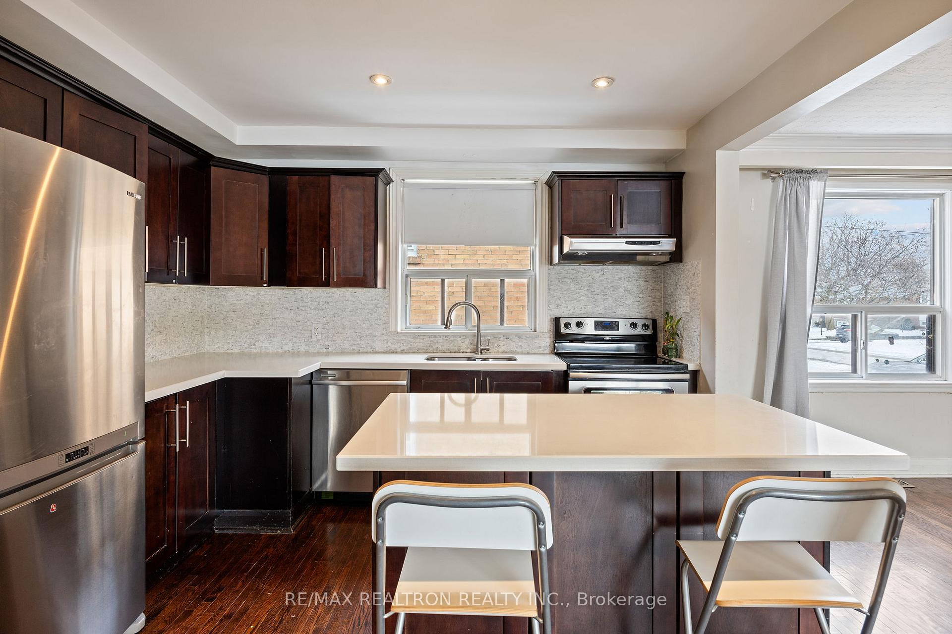Photo 9 of Unit Main, 200 Acton Avenue, North York, Bathurst Manor — HOMEH
