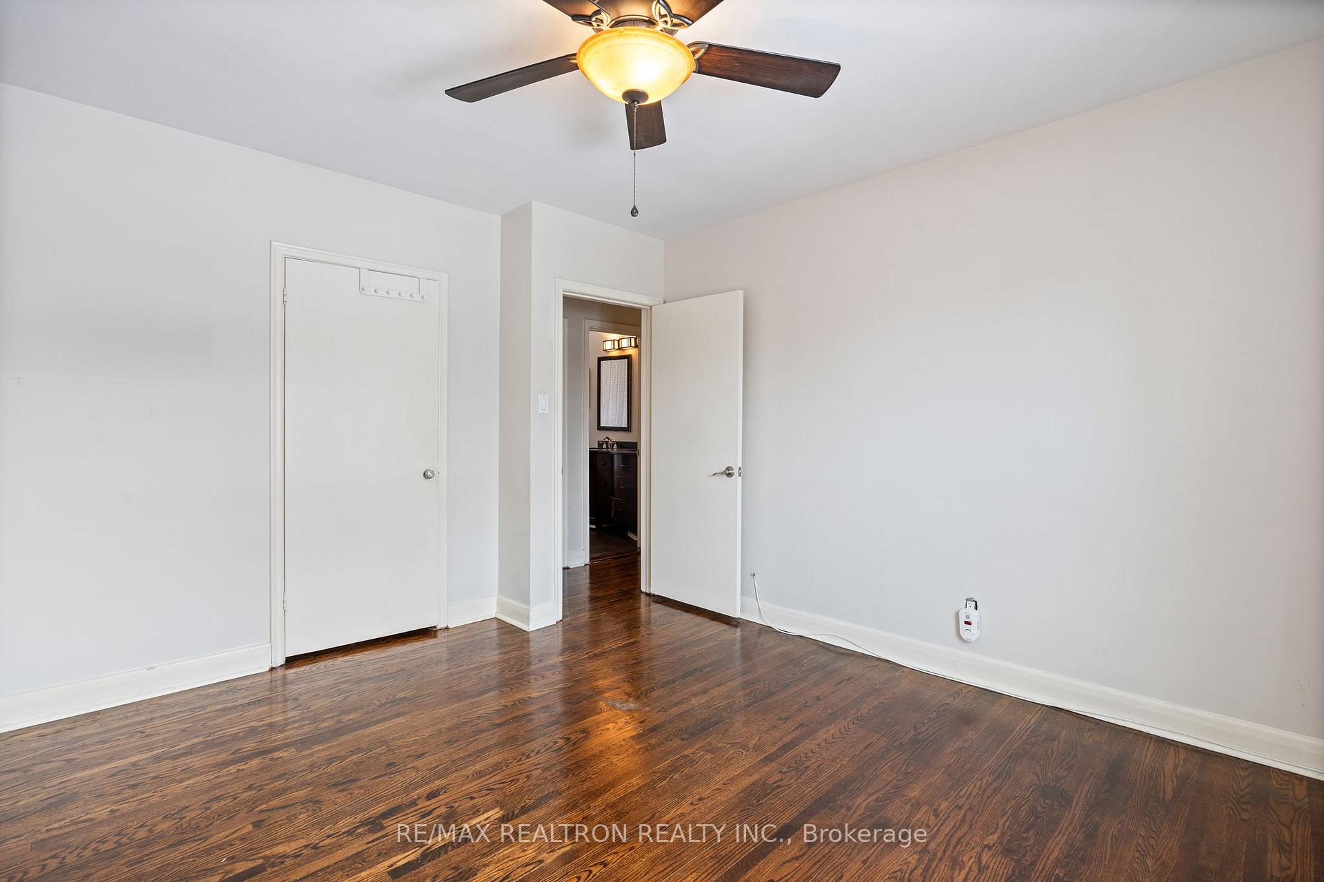 Photo 13 of Unit Main, 200 Acton Avenue, North York, Bathurst Manor — HOMEH