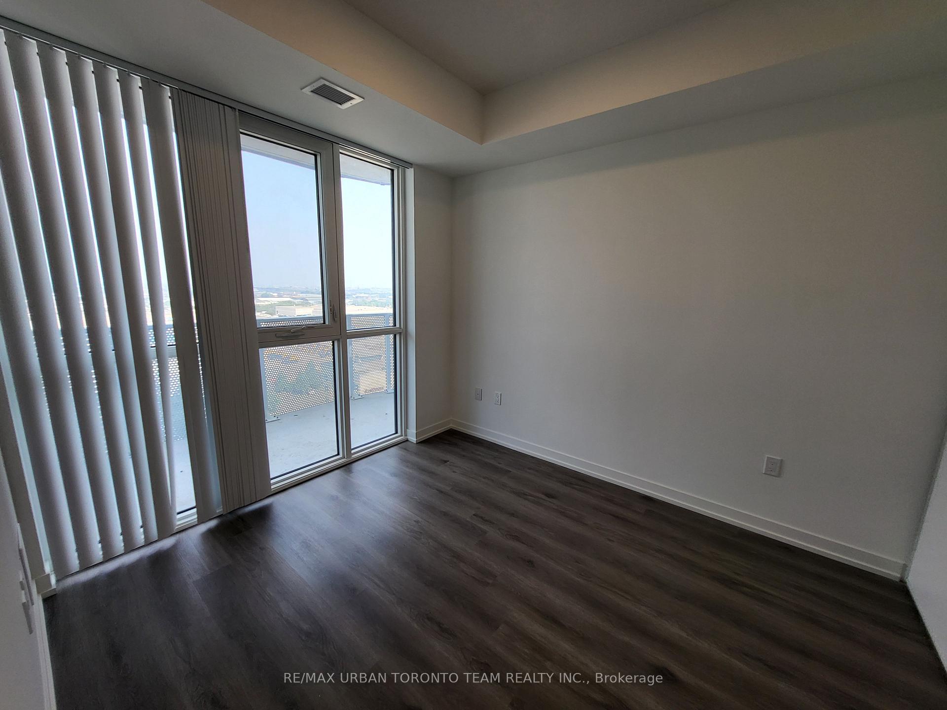 Photo 7 of Unit 1609, 28 Interchange Way, Vaughan, Vaughan Corporate Centre — HOMEH