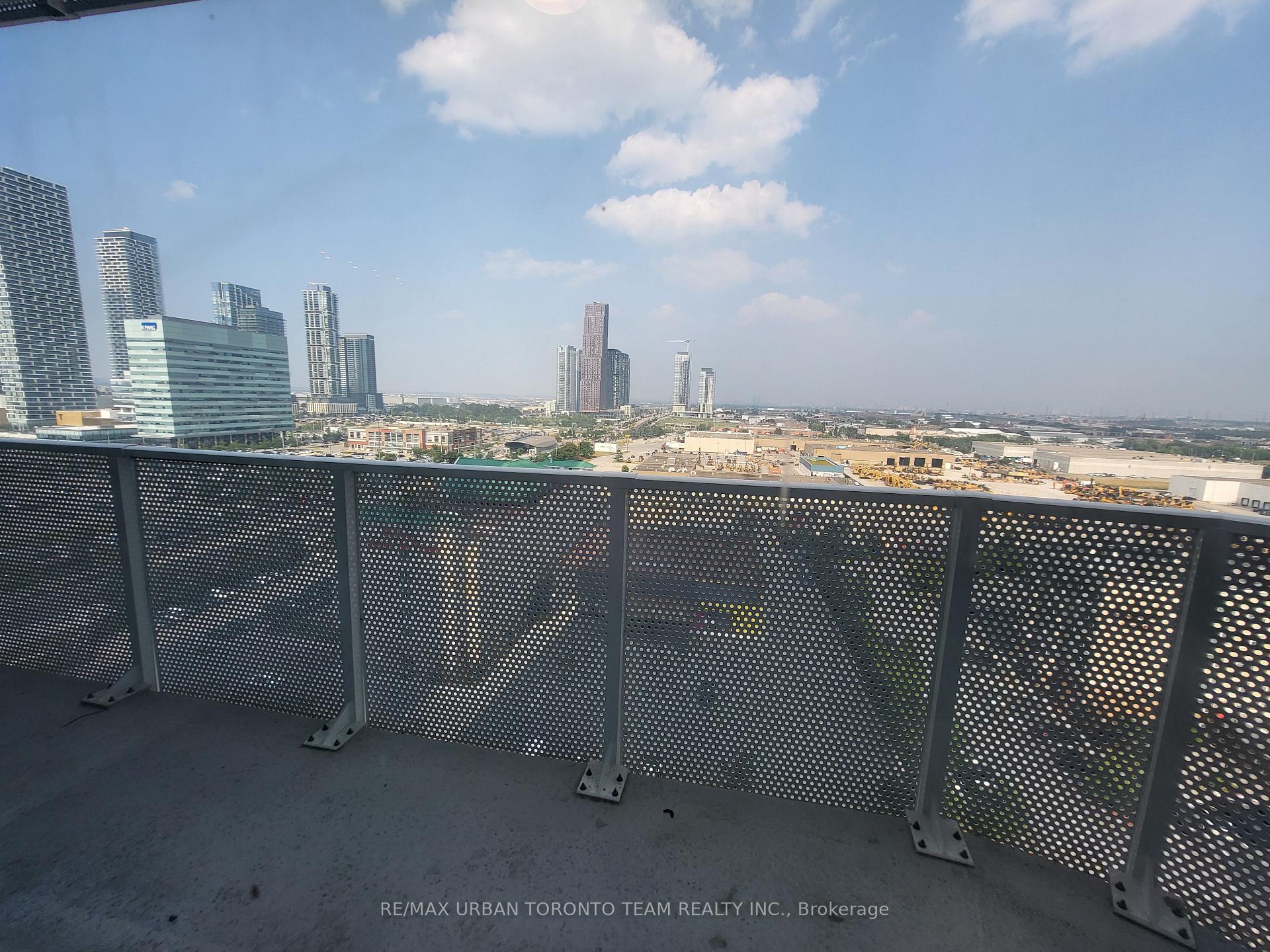 Photo 9 of Unit 1609, 28 Interchange Way, Vaughan, Vaughan Corporate Centre — HOMEH