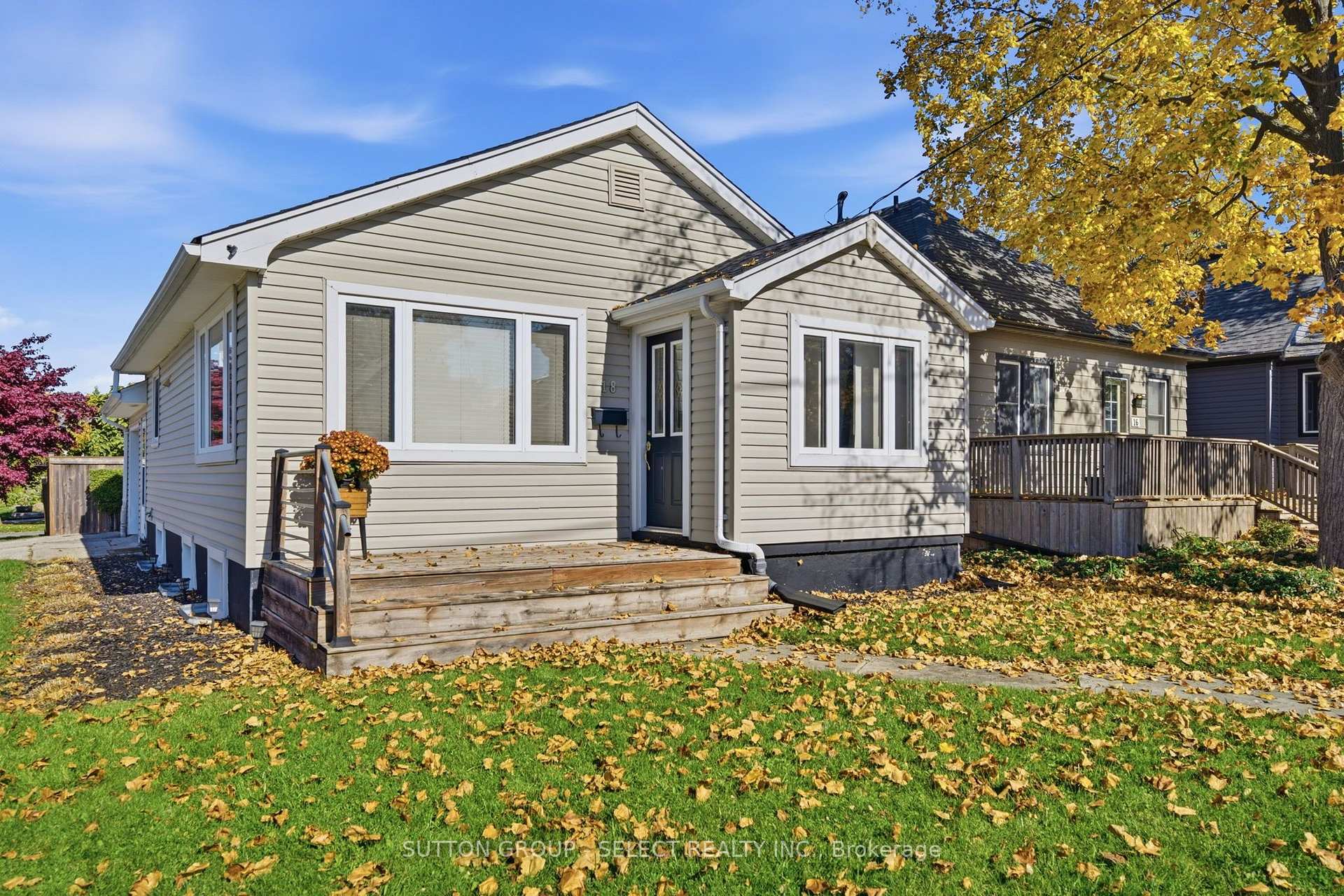 Photo of 18 Briscoe Street W