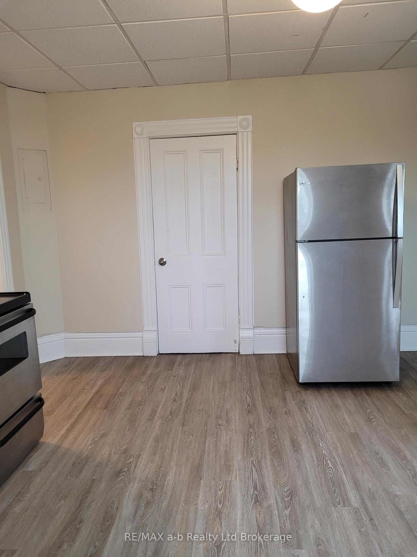Photo of Unit 4, 350 Dundas Street