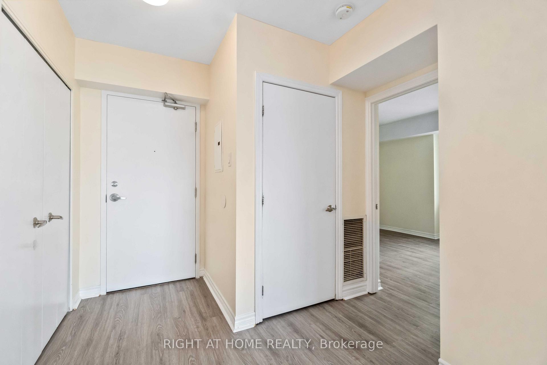 Photo 8 of Unit 701, 445 Laurier Avenue W, Ottawa, Ottawa Centre — HOMEH