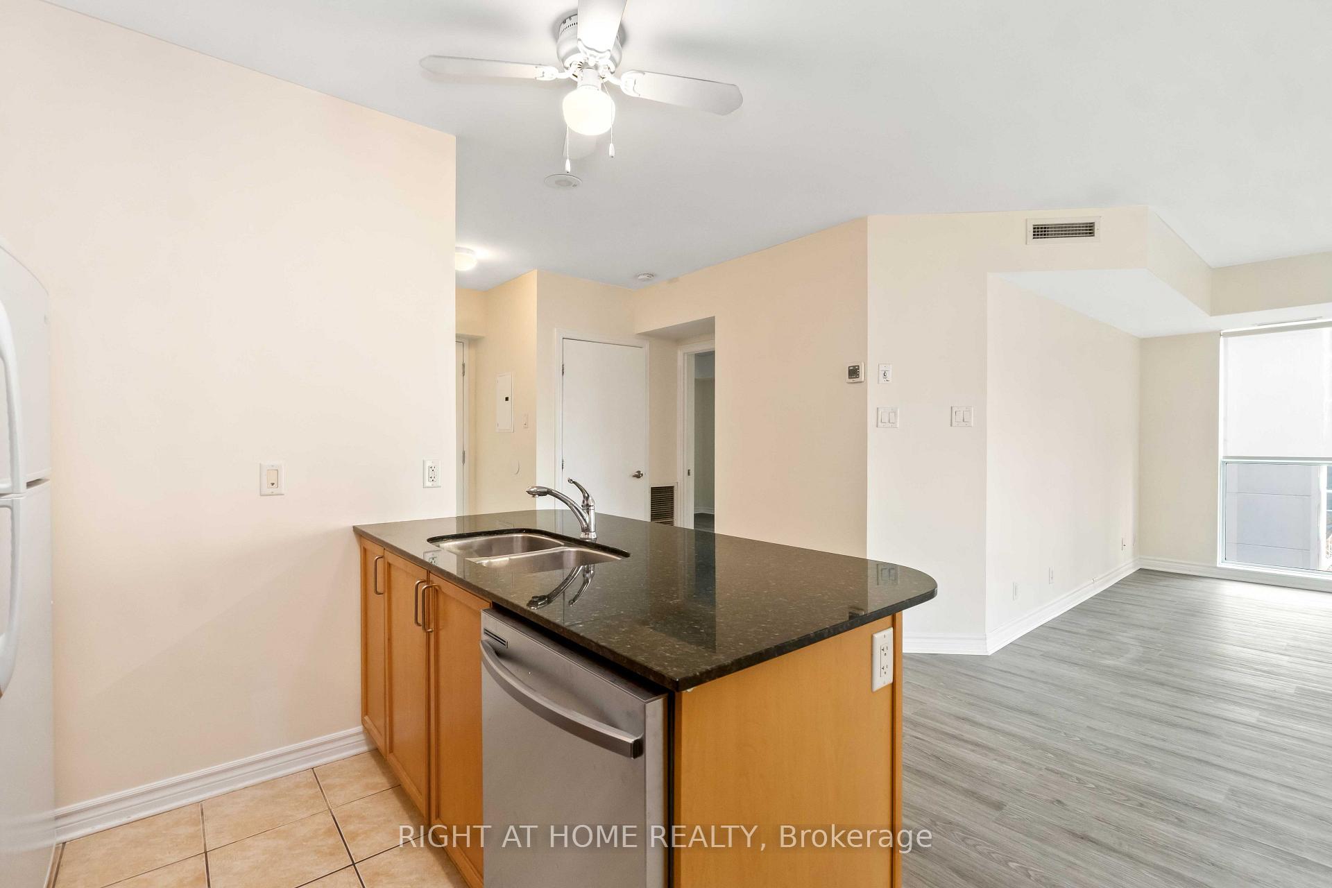 Photo 13 of Unit 701, 445 Laurier Avenue W, Ottawa, Ottawa Centre — HOMEH