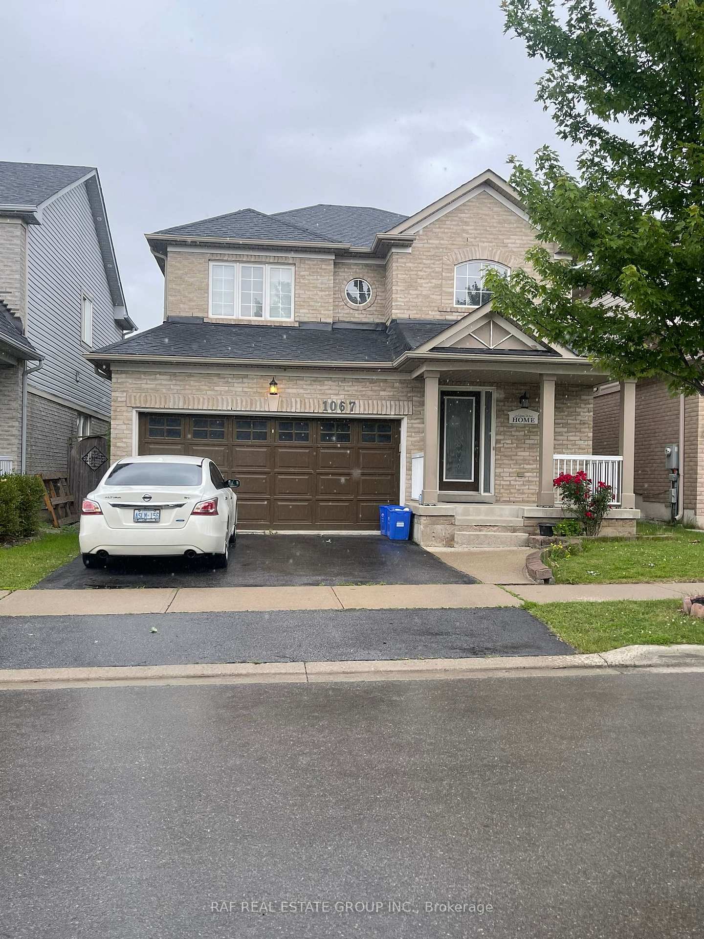 Photo of 1067 Easterbrook Crescent