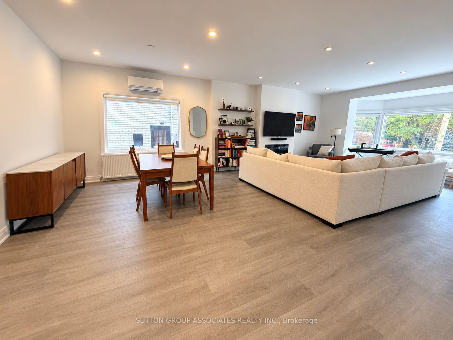 Photo 5 of 8 Glen Edyth Drive, Toronto, Casa Loma — HOMEH