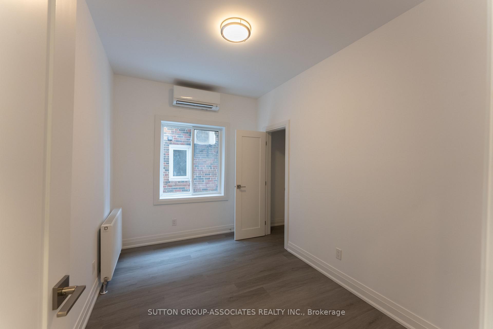 Photo 12 of 8 Glen Edyth Drive, Toronto, Casa Loma — HOMEH