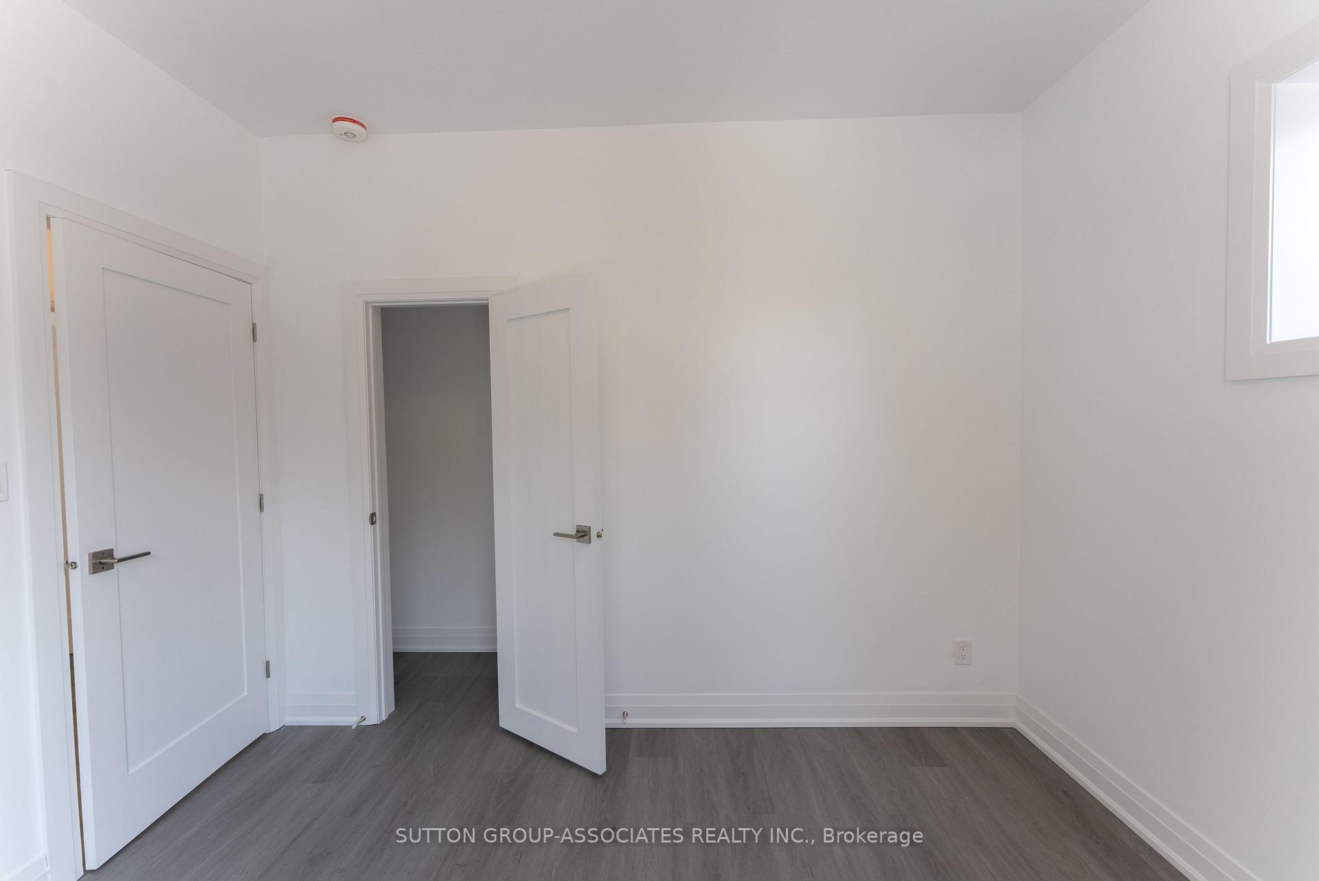 Photo 15 of 8 Glen Edyth Drive, Toronto, Casa Loma — HOMEH