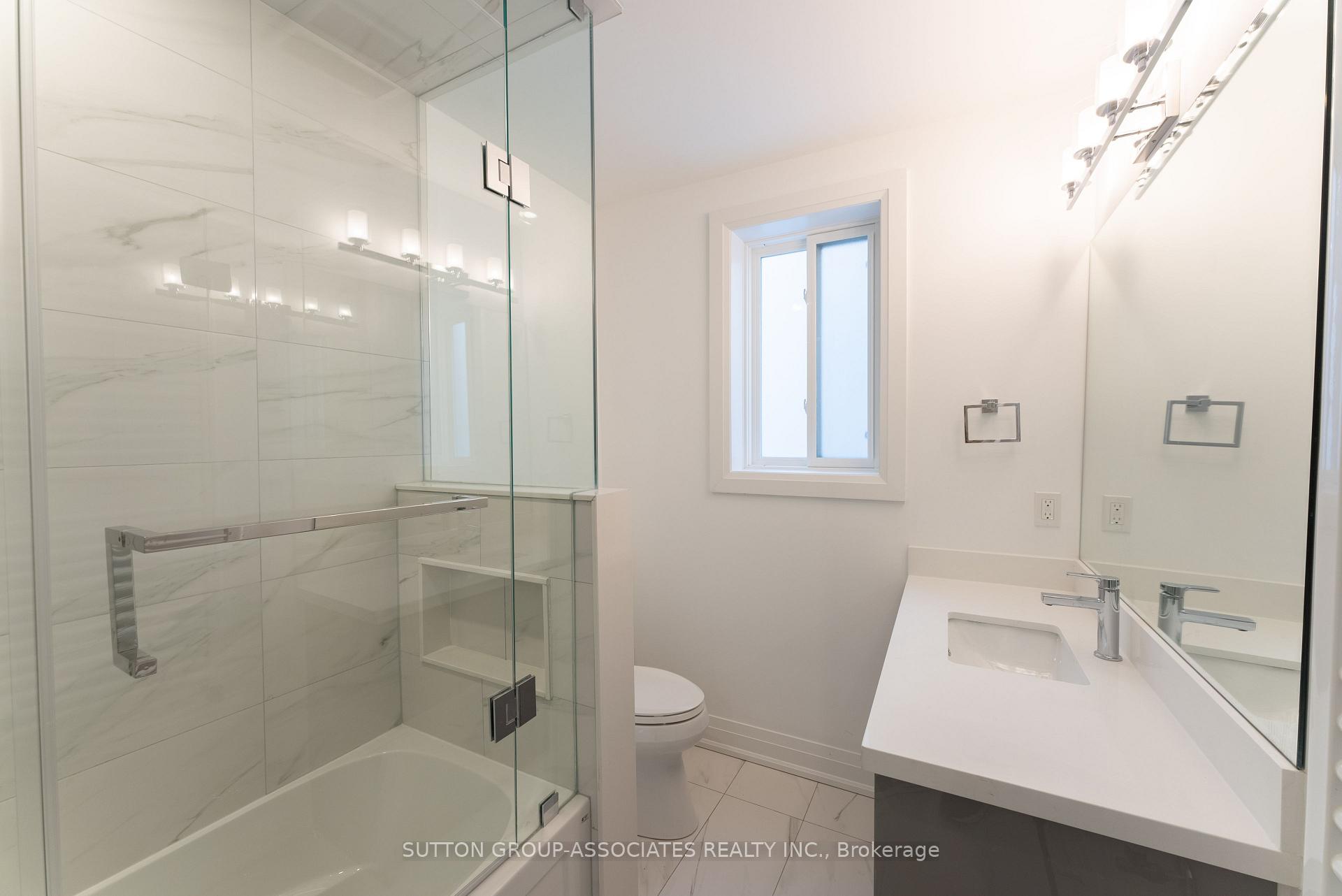 Photo 17 of 8 Glen Edyth Drive, Toronto, Casa Loma — HOMEH