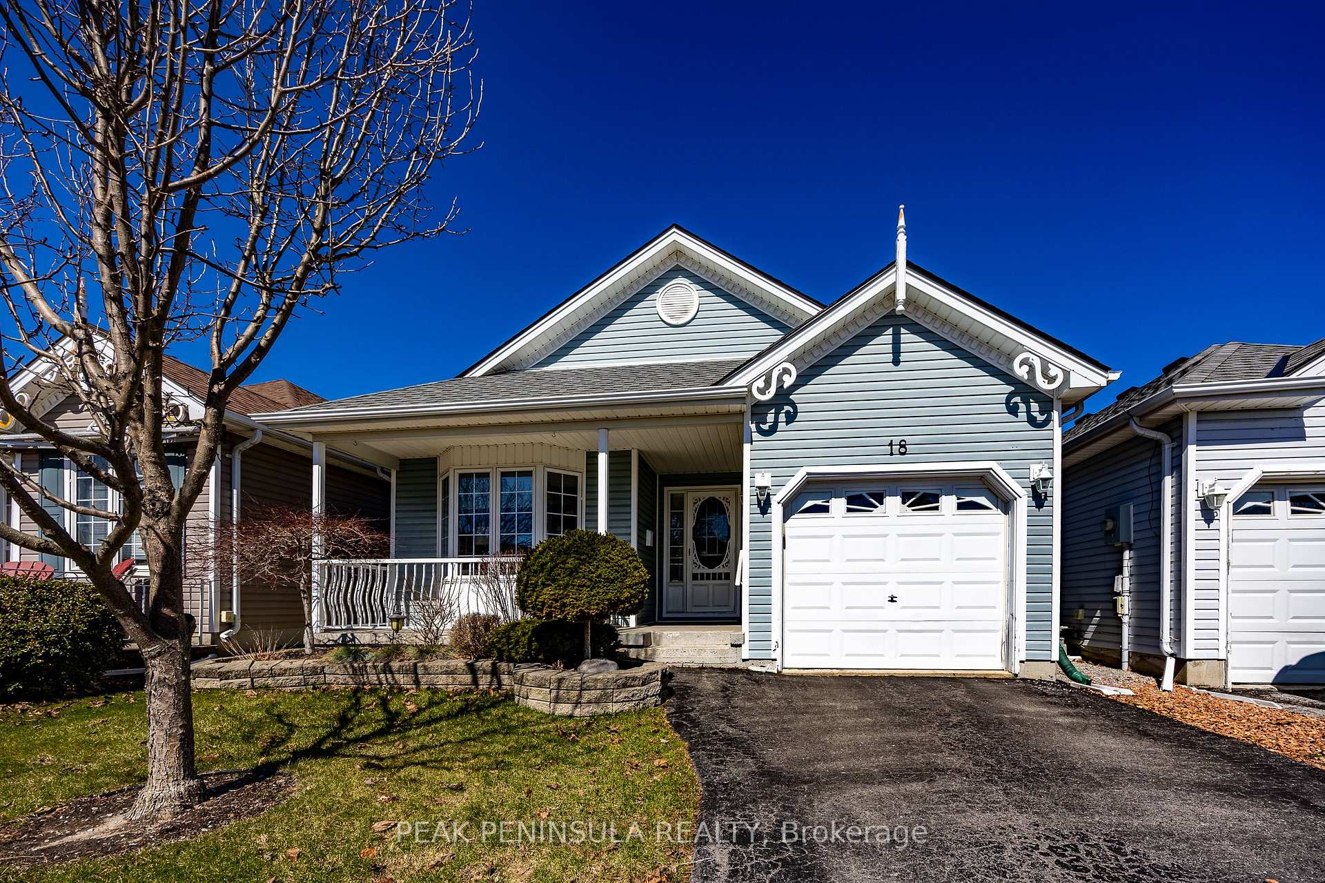 Front of 18 Carolina Way