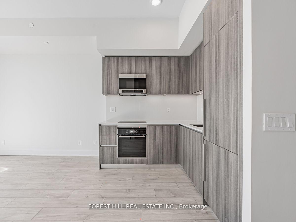 Photo 4 of Unit 4405, 8 Cumberland Street, Toronto, The Annex — HOMEH