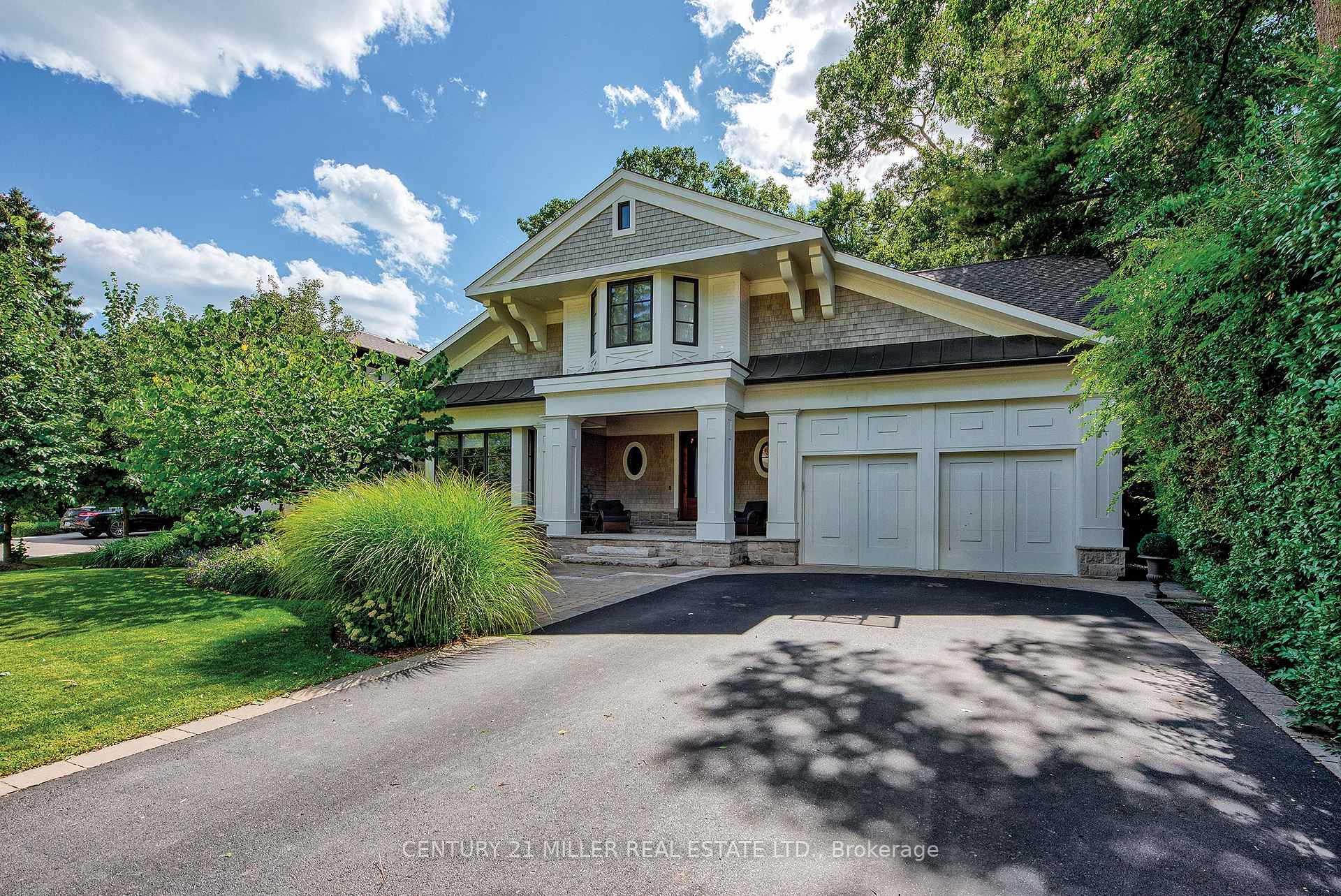 Photo of 416 Wedgewood Drive