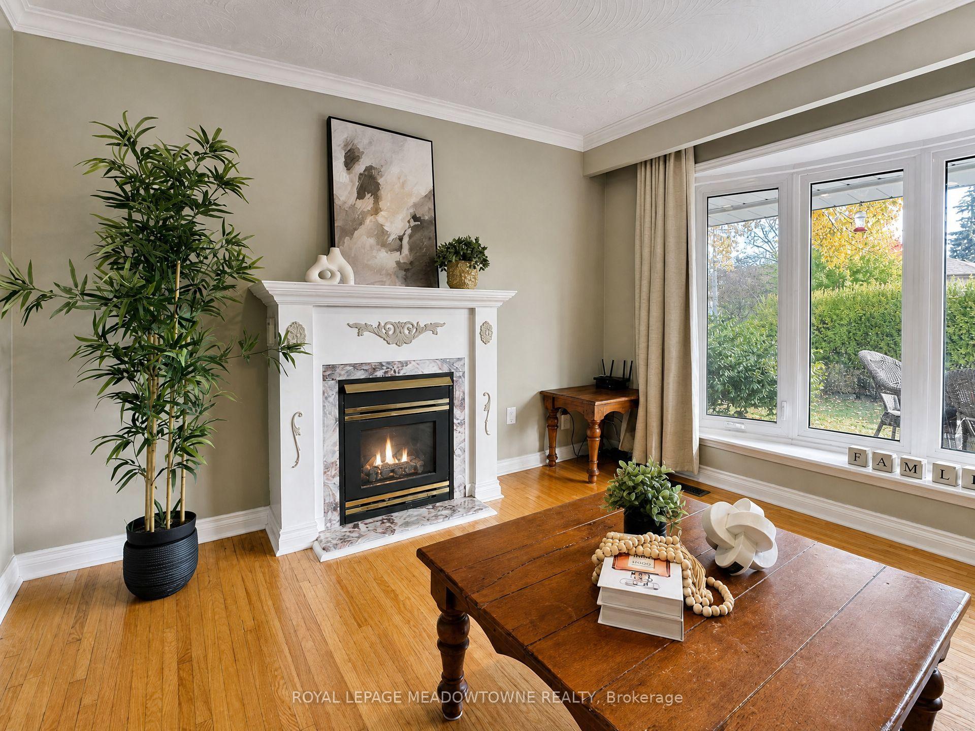 Photo 4 of Unit Upper, 158 Coronation Drive, Scarborough, West Hill — HOMEH