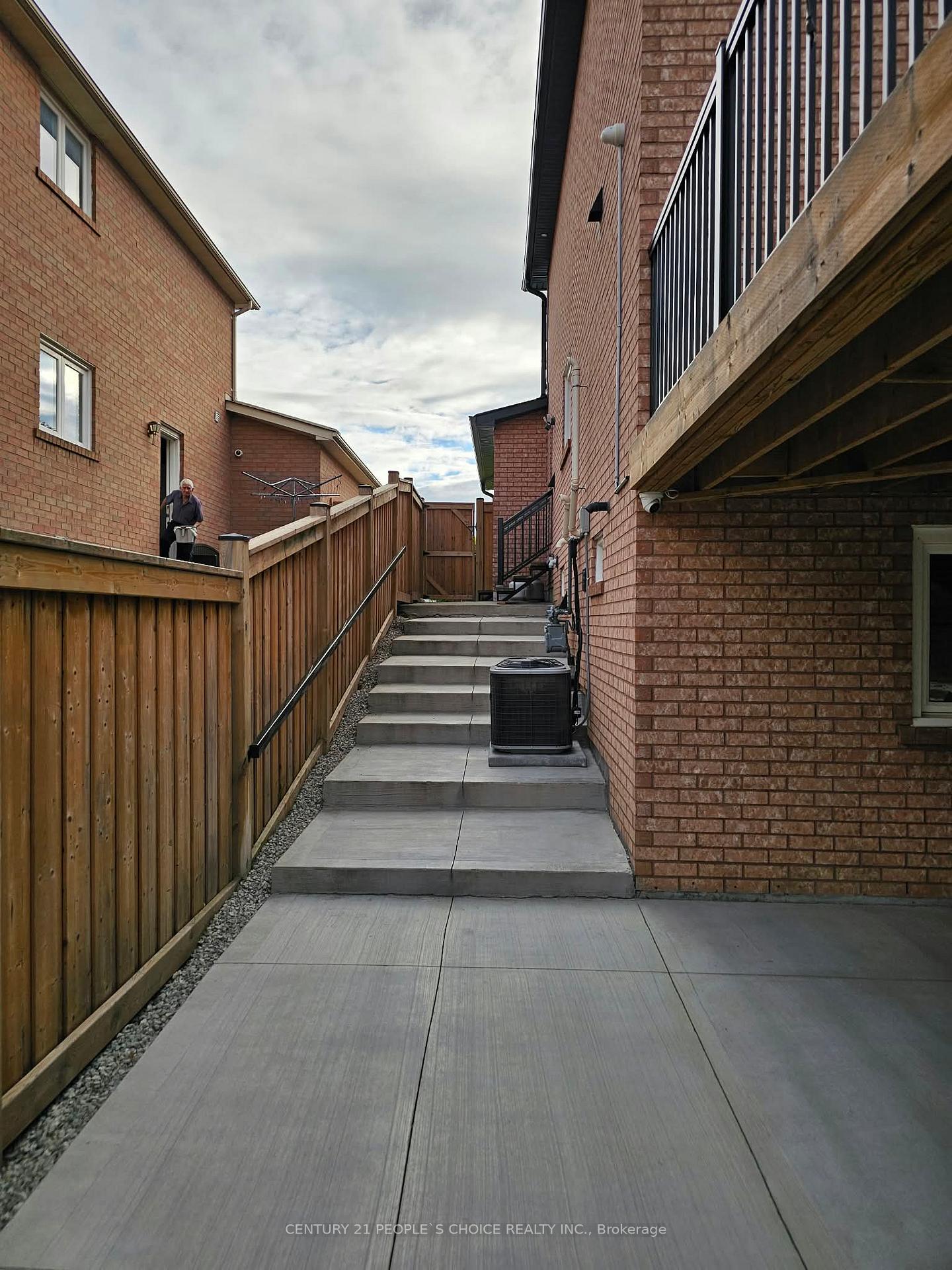Photo 27 of 7 Penhurst Place, Caledon, Bolton East — HOMEH