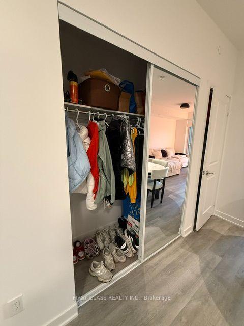 Photo 6 of Unit 2604, 50 Upper Mall Way, Vaughan, Brownridge — HOMEH