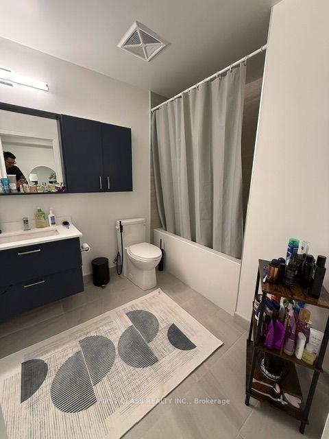 Photo 7 of Unit 2604, 50 Upper Mall Way, Vaughan, Brownridge — HOMEH