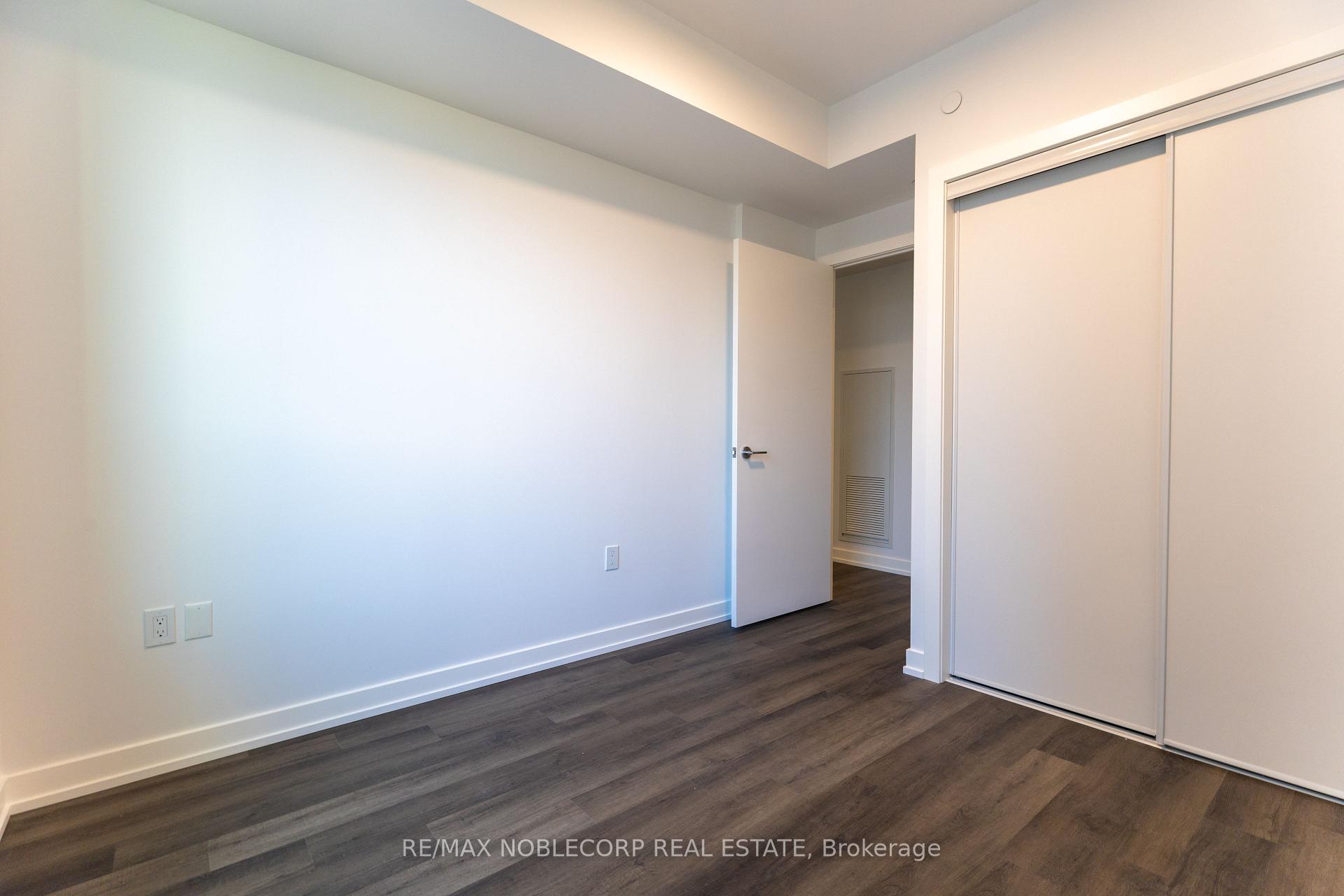 Photo 12 of Unit 1707A, 5 Meadowdale Road, Vaughan, Concord — HOMEH