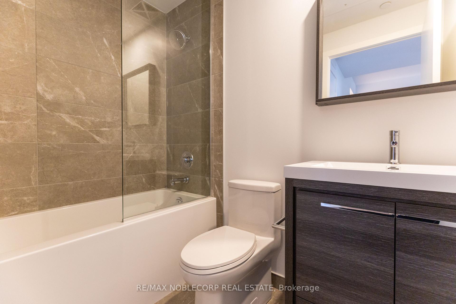 Photo 14 of Unit 1707A, 5 Meadowdale Road, Vaughan, Concord — HOMEH