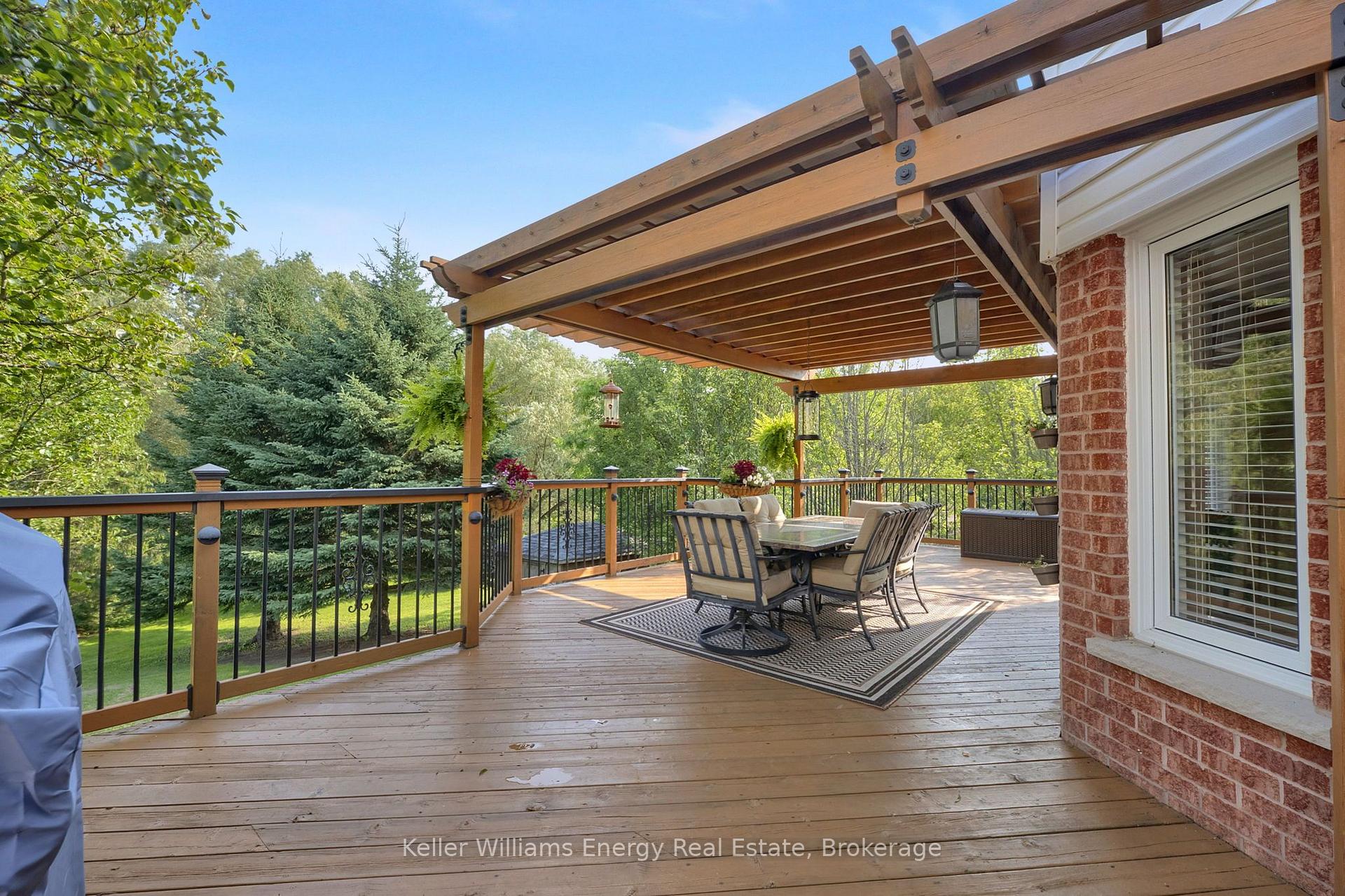 Photo 38 of 35 Living Court, Clarington, Courtice — HOMEH
