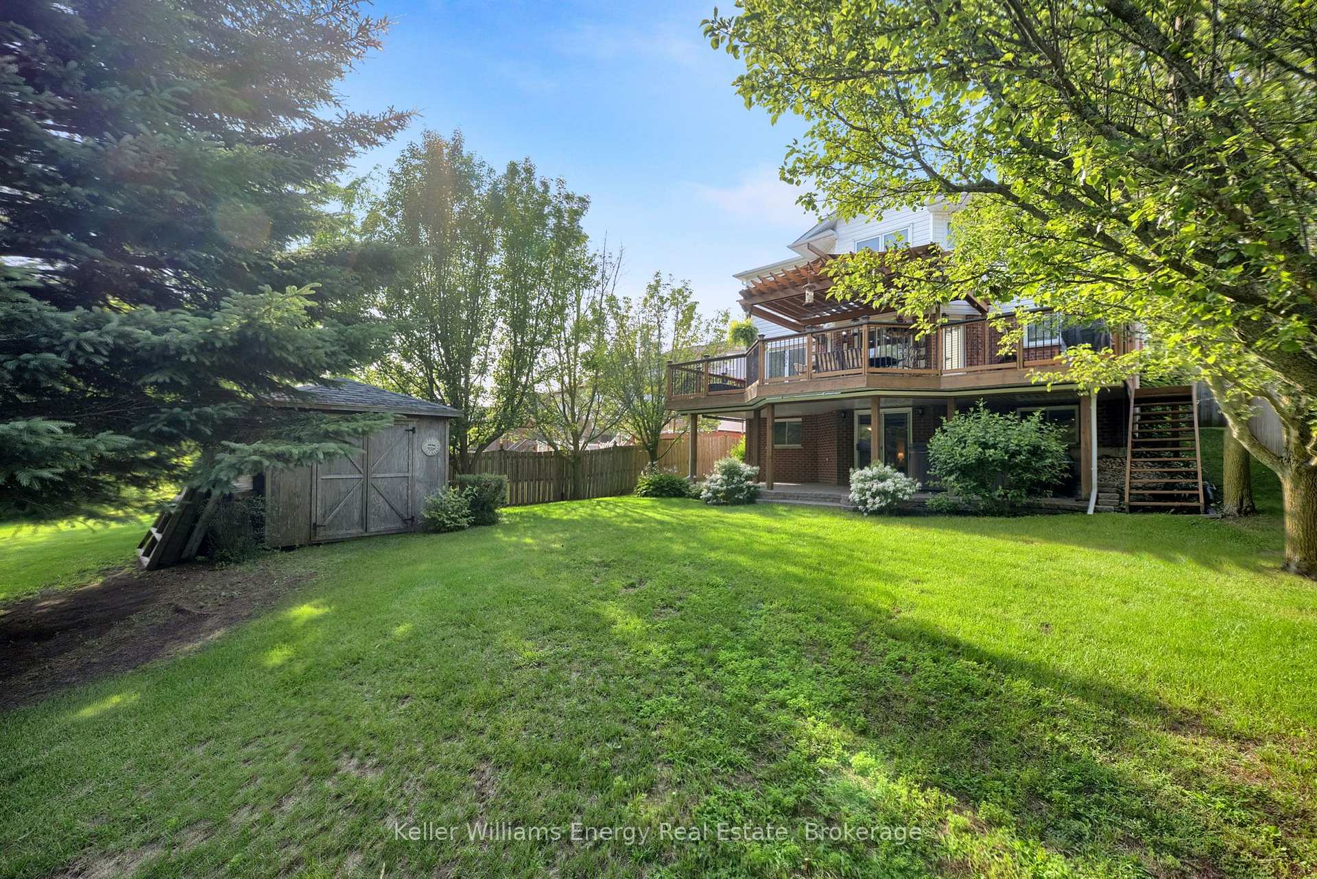 Photo 42 of 35 Living Court, Clarington, Courtice — HOMEH