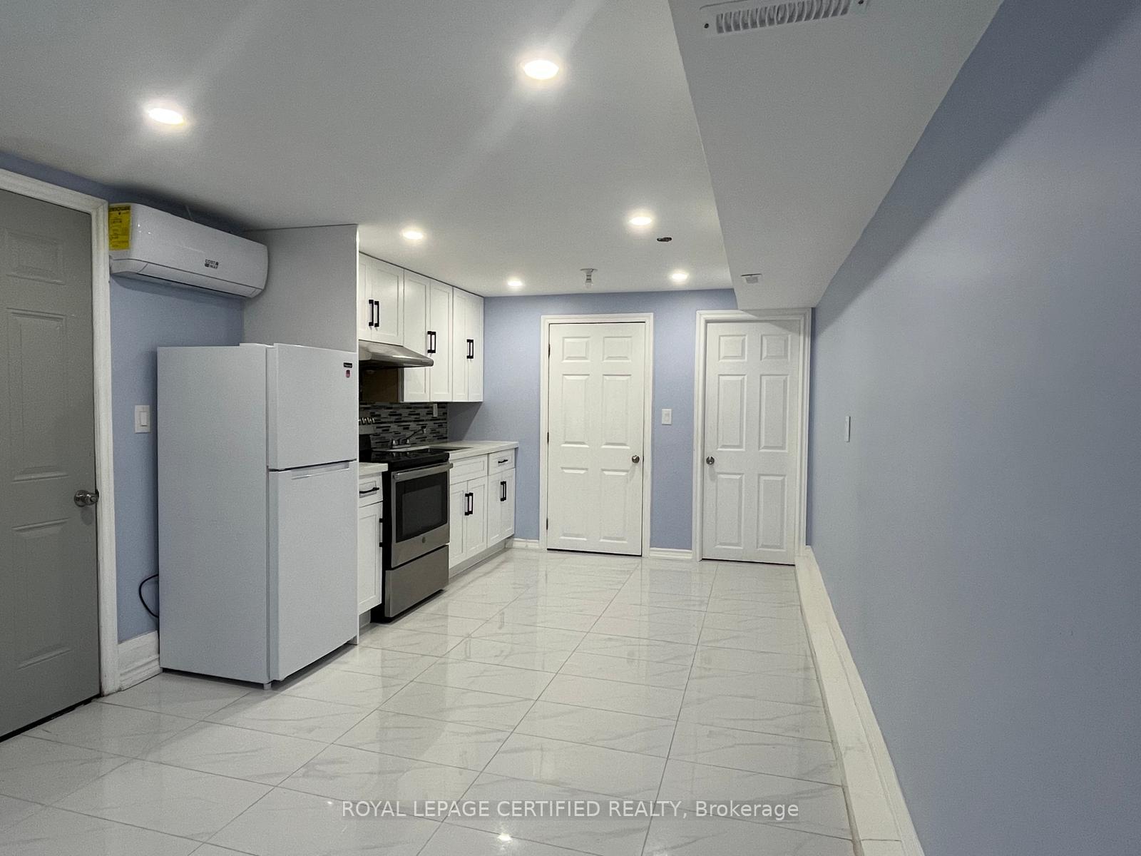Front of Unit Studio, 818 Garth Street