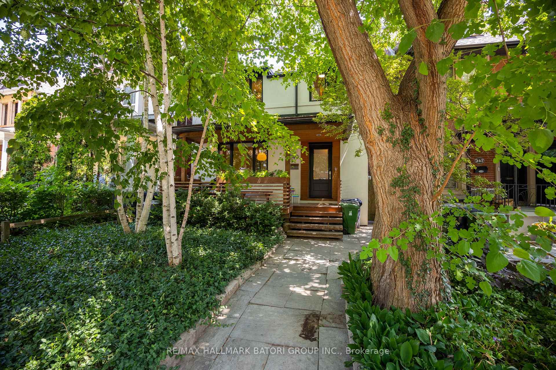 Photo 1 of Unit Lower, 249 Albany Avenue, Toronto, The Annex — HOMEH