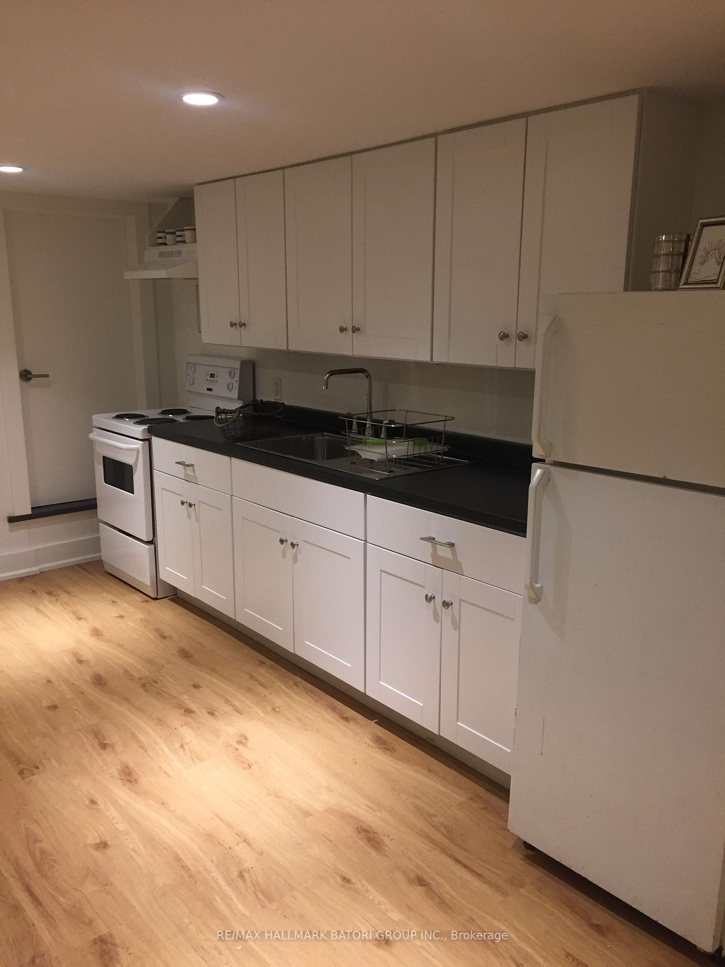 Photo 2 of Unit Lower, 249 Albany Avenue, Toronto, The Annex — HOMEH