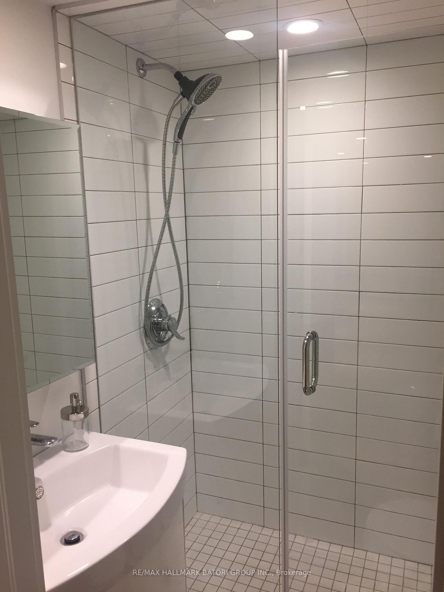 Photo 5 of Unit Lower, 249 Albany Avenue, Toronto, The Annex — HOMEH