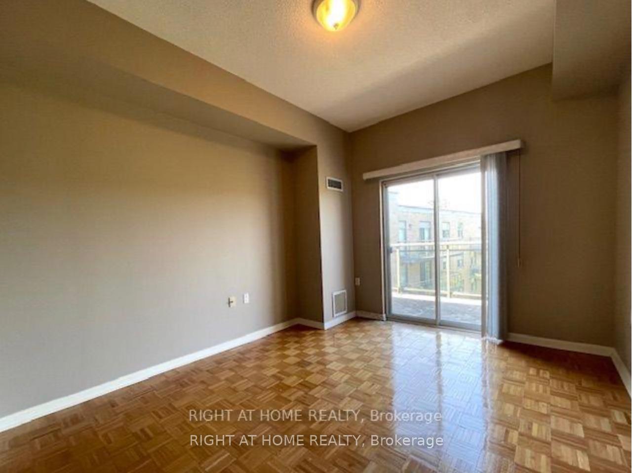 Photo 10 of Unit 501, 2506 Rutherford Road, Vaughan, Maple — HOMEH