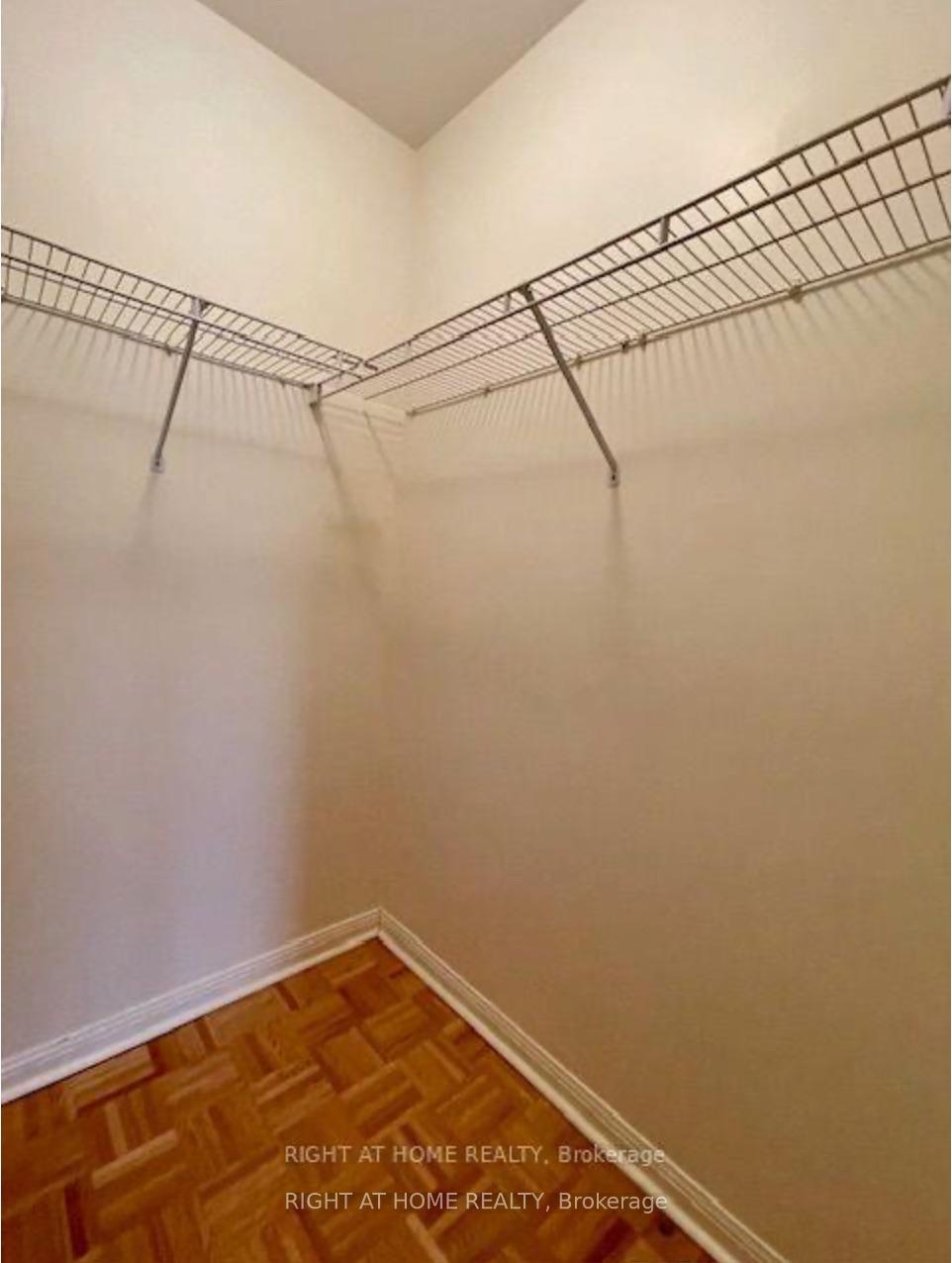 Photo 21 of Unit 501, 2506 Rutherford Road, Vaughan, Maple — HOMEH