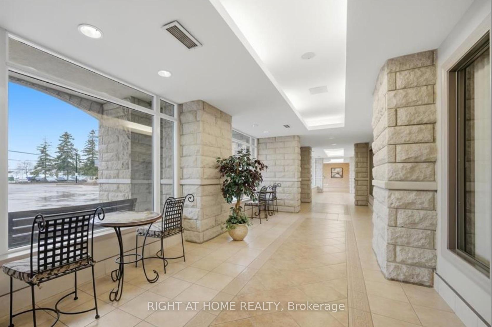 Photo 25 of Unit 501, 2506 Rutherford Road, Vaughan, Maple — HOMEH