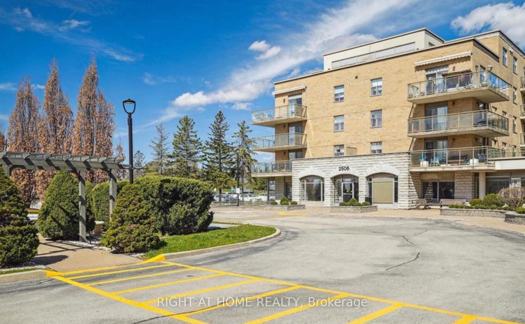 Photo 34 of Unit 501, 2506 Rutherford Road, Vaughan, Maple — HOMEH