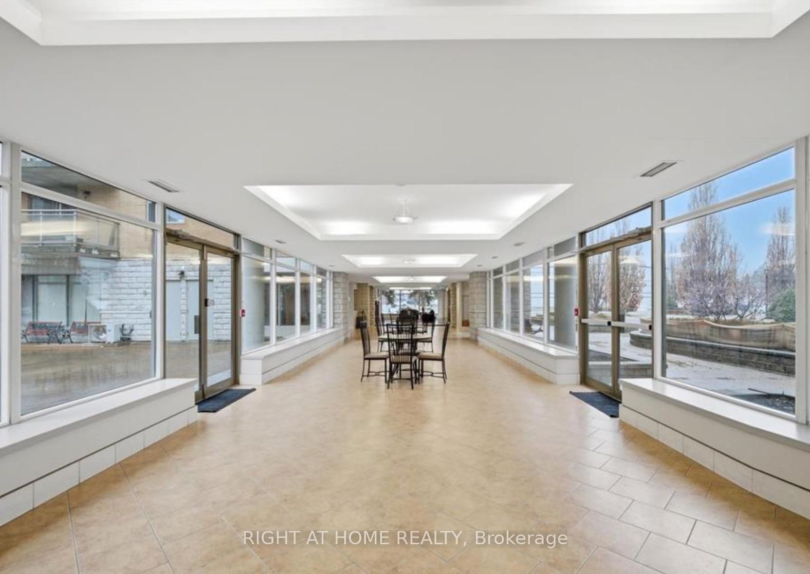 Photo 44 of Unit 501, 2506 Rutherford Road, Vaughan, Maple — HOMEH