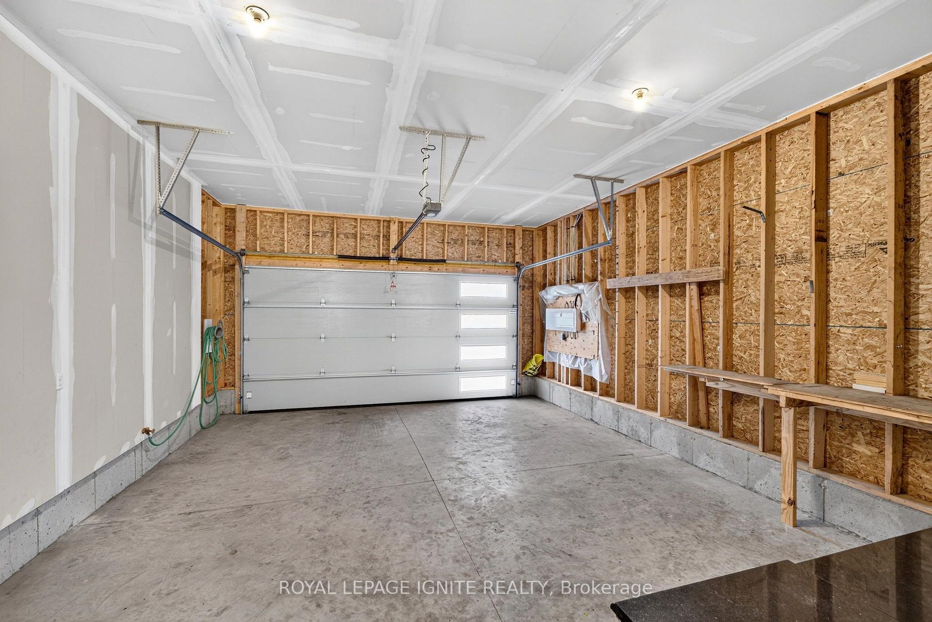 Photo 38 of 47 Meagan Lane, Quinte West, Frankford Ward — HOMEH
