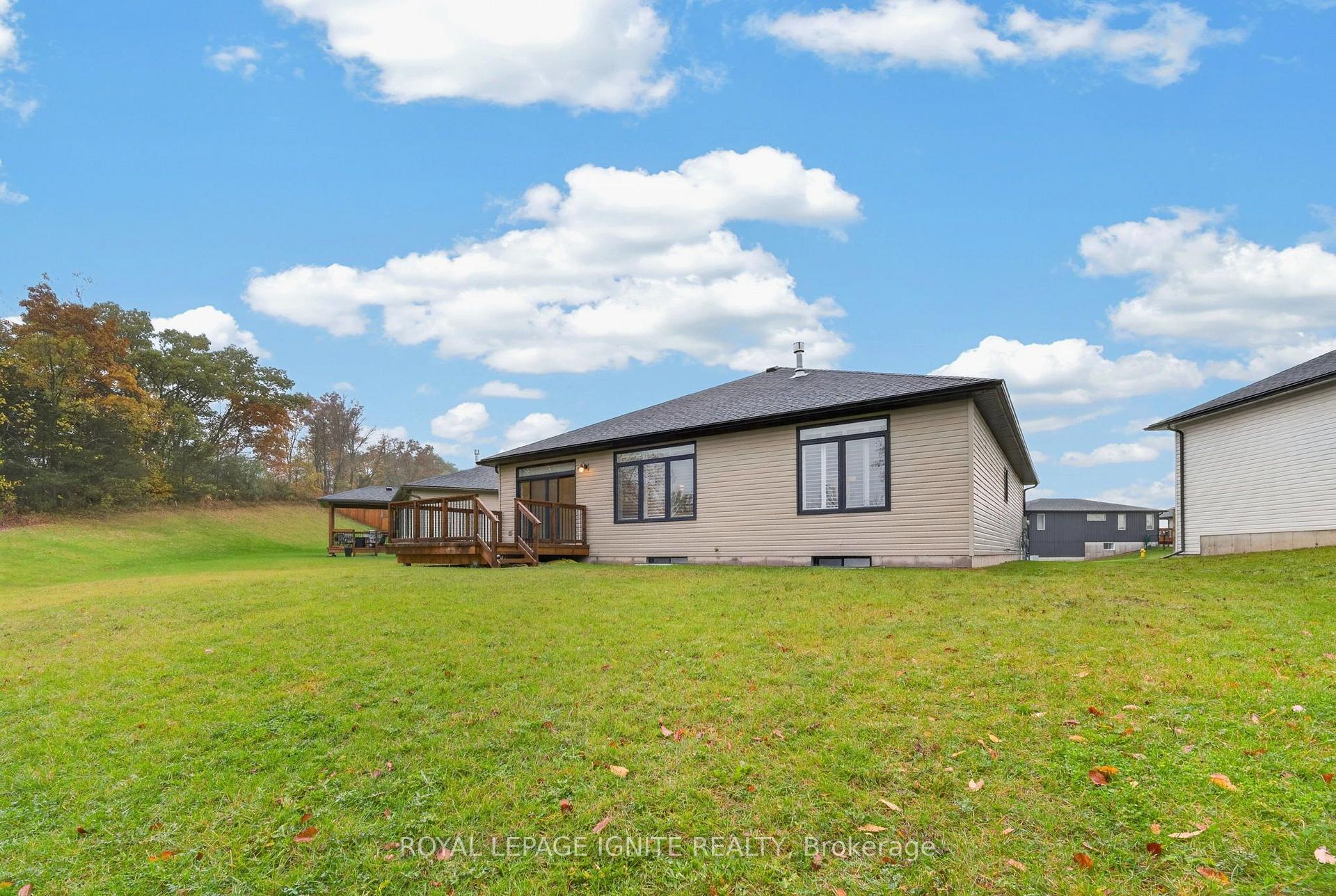 Photo 42 of 47 Meagan Lane, Quinte West, Frankford Ward — HOMEH