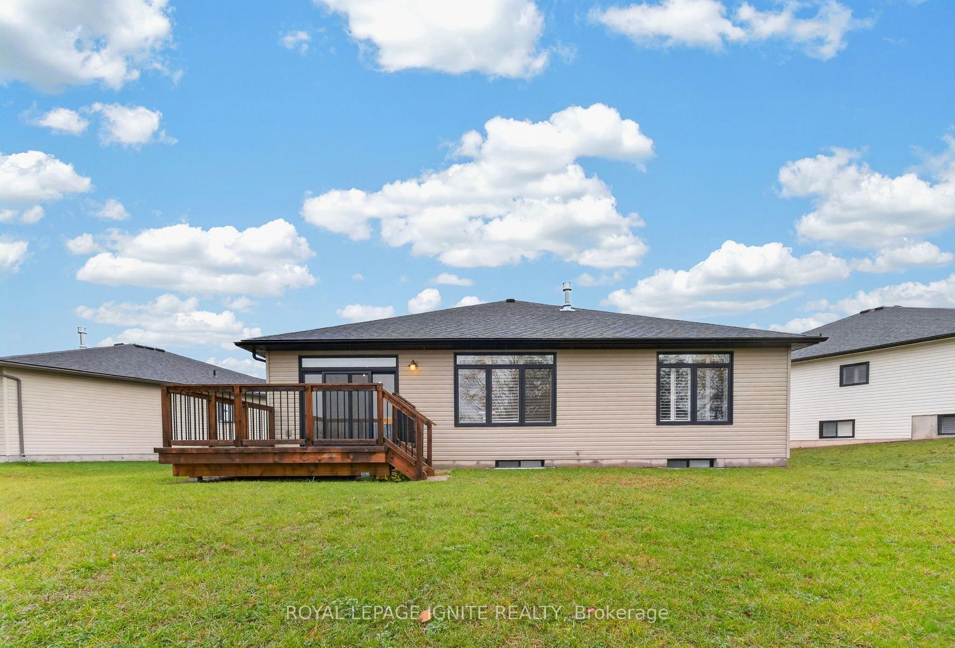 Photo 45 of 47 Meagan Lane, Quinte West, Frankford Ward — HOMEH