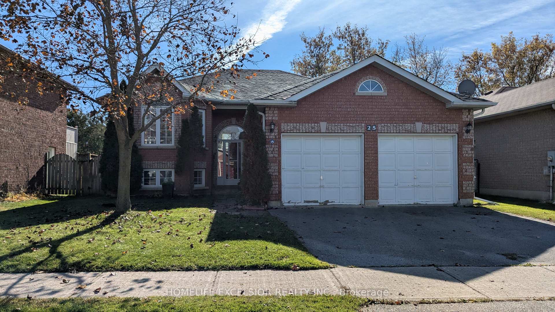 Photo of Unit Upper Unit, 25 Amberview Drive