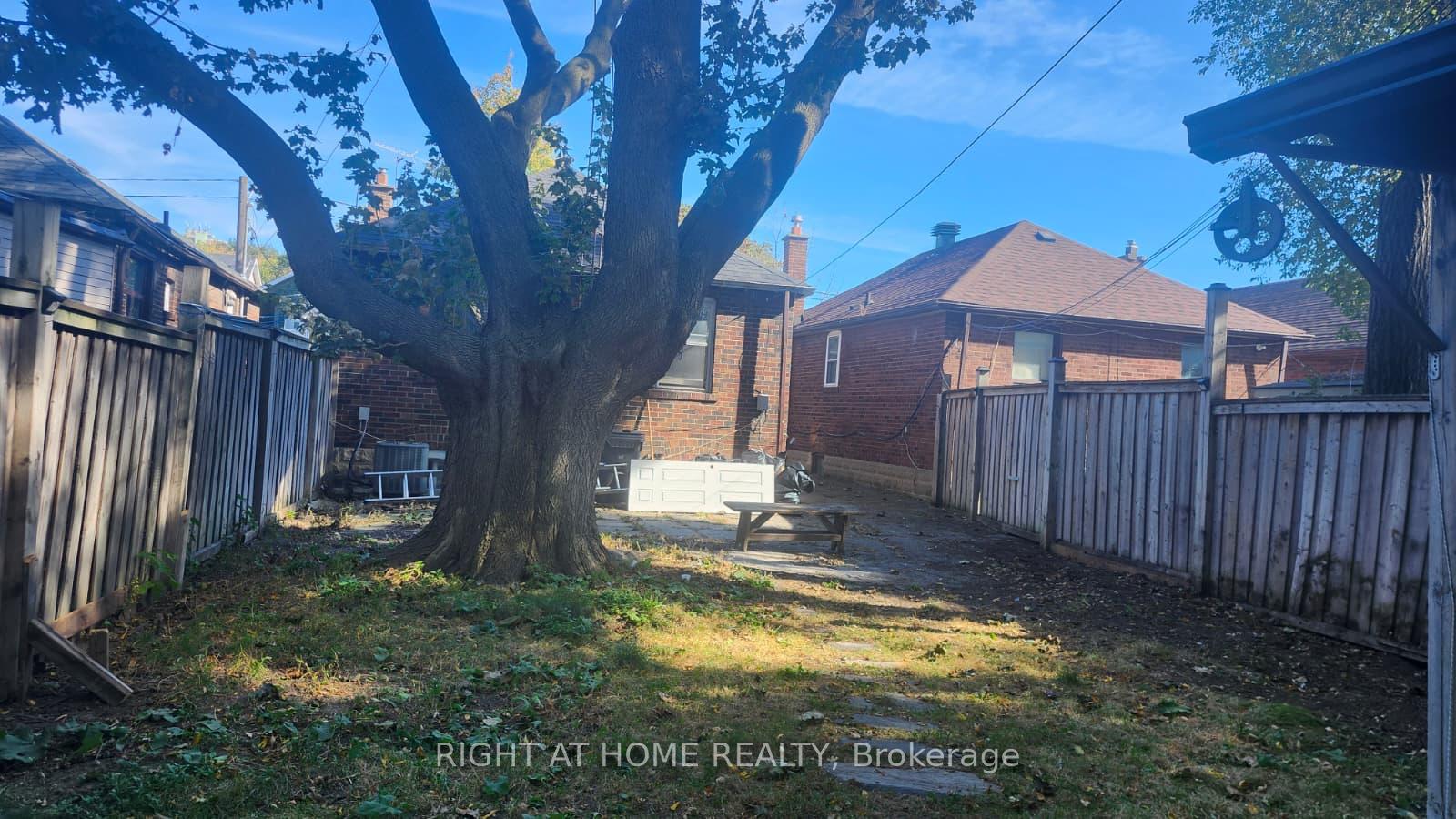 Photo 34 of 1842 Keele Street, Toronto, Keelesdale-Eglinton West — HOMEH