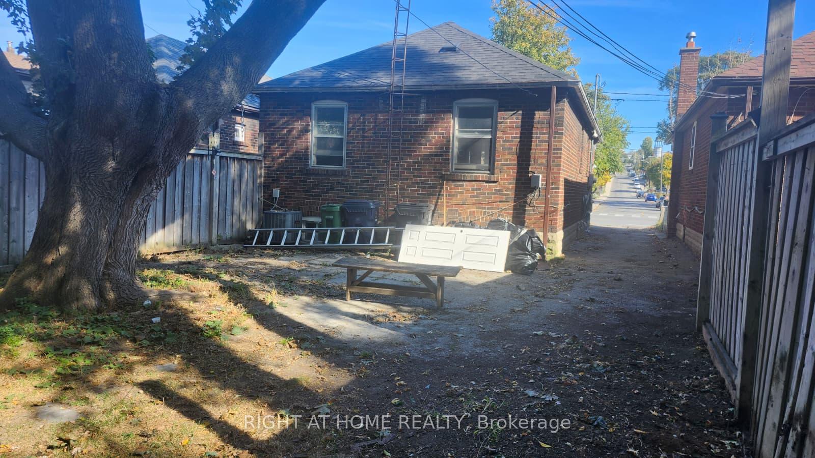 Photo 35 of 1842 Keele Street, Toronto, Keelesdale-Eglinton West — HOMEH
